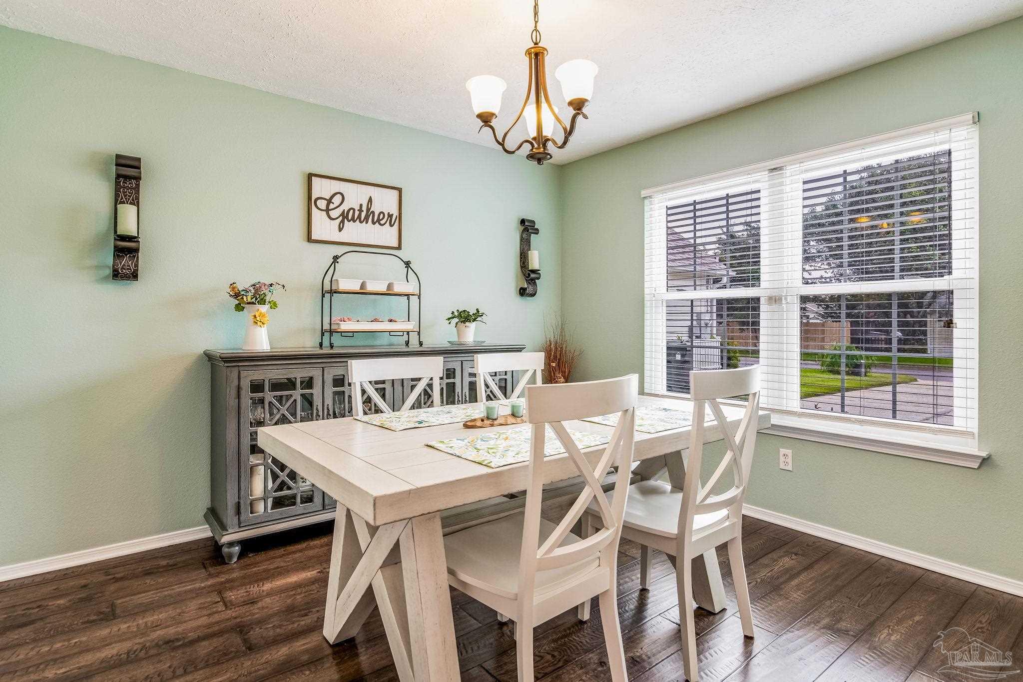 105 Mirabelle Cir