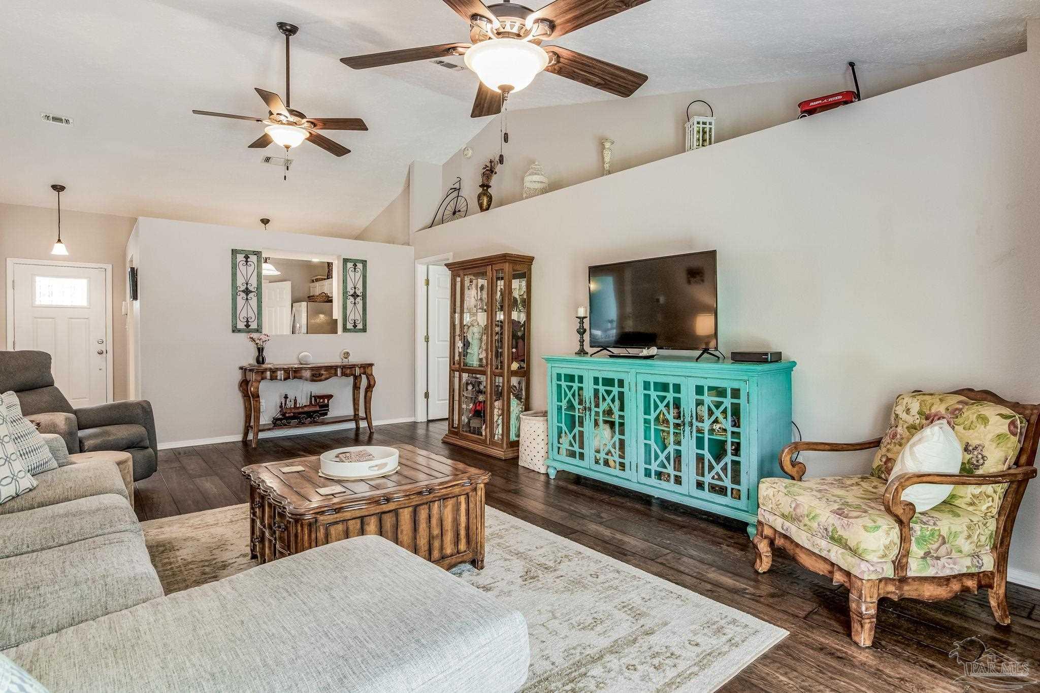 105 Mirabelle Cir