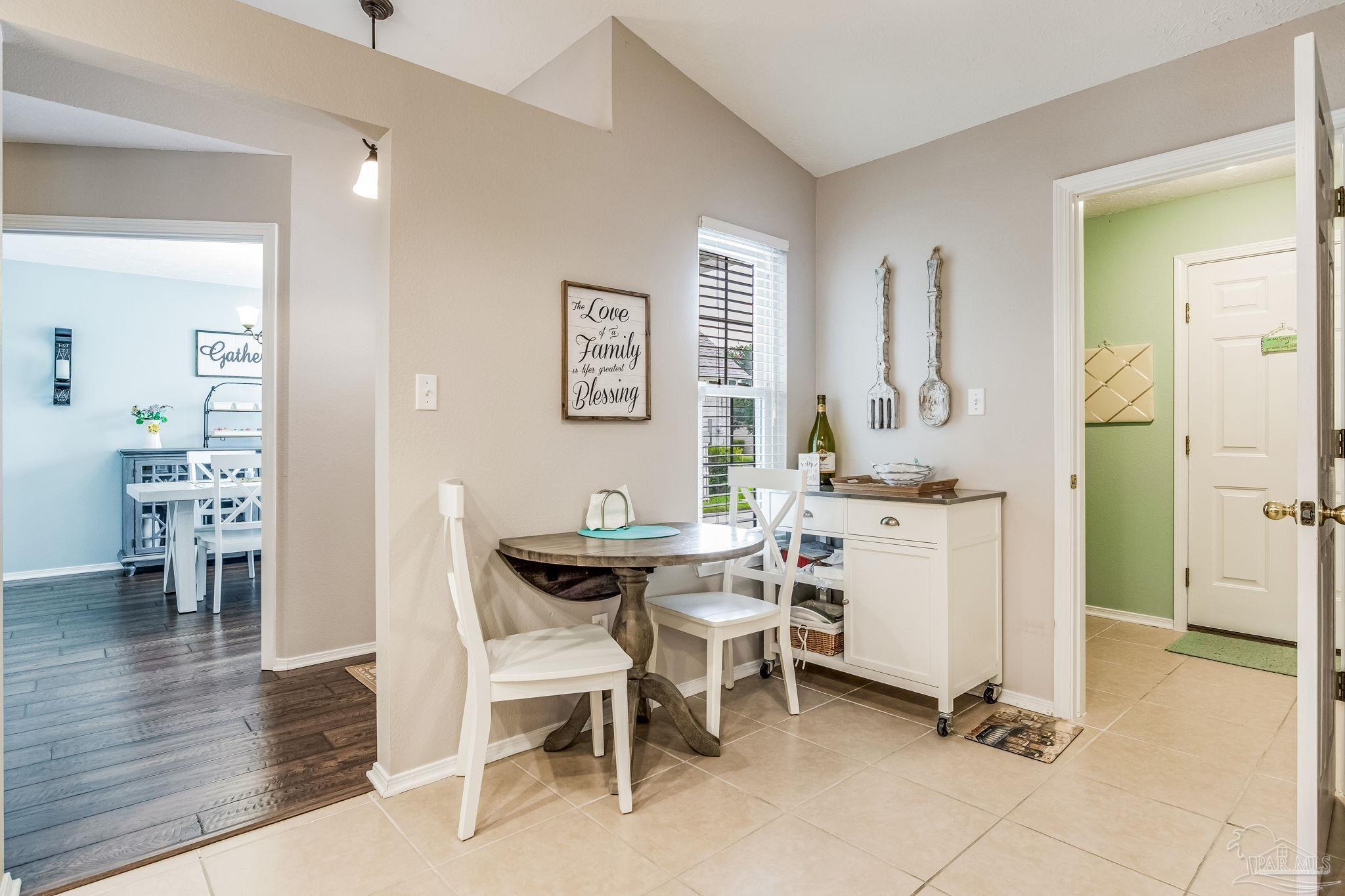 105 Mirabelle Cir