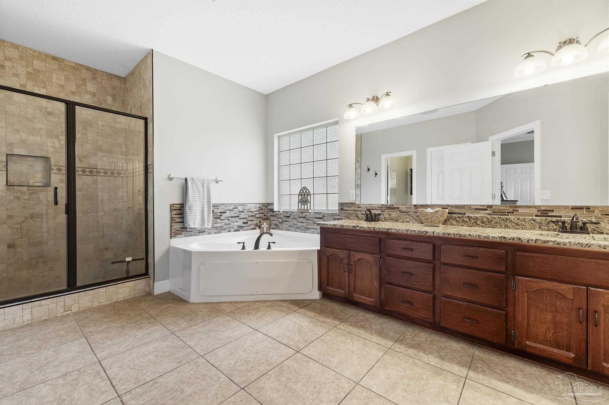 8679 Salt Grass Dr