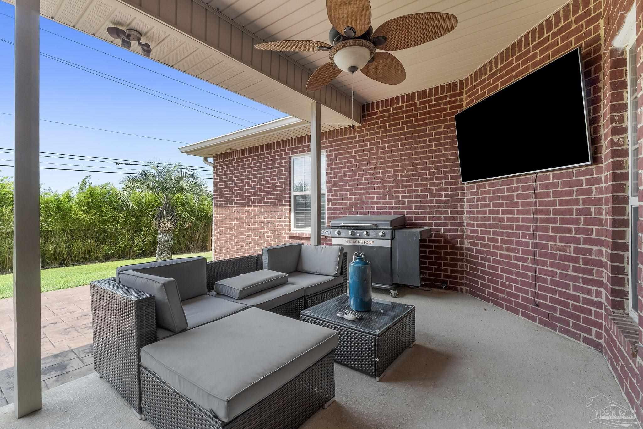 8679 Salt Grass Dr
