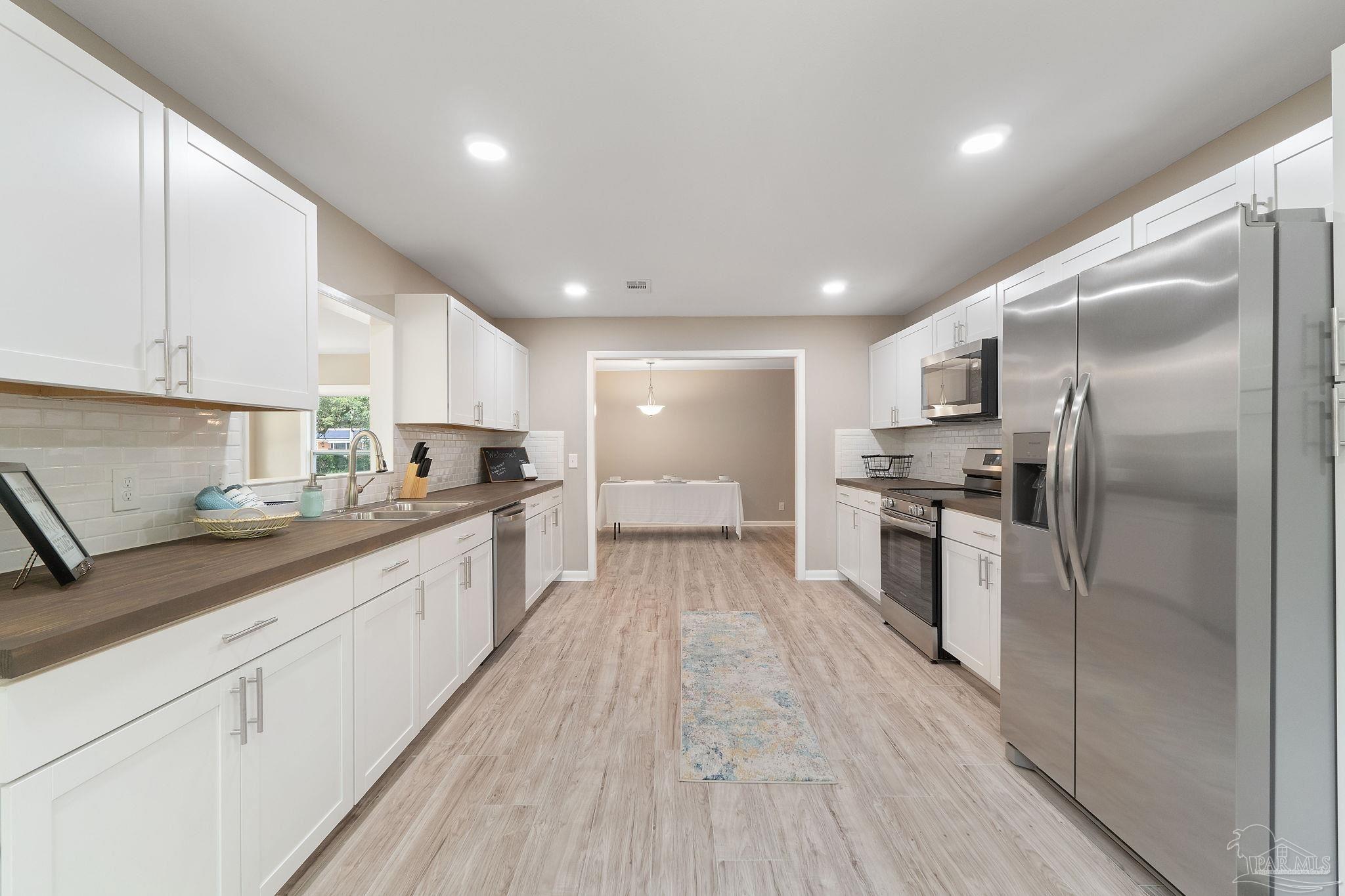 2120 John Carroll Dr