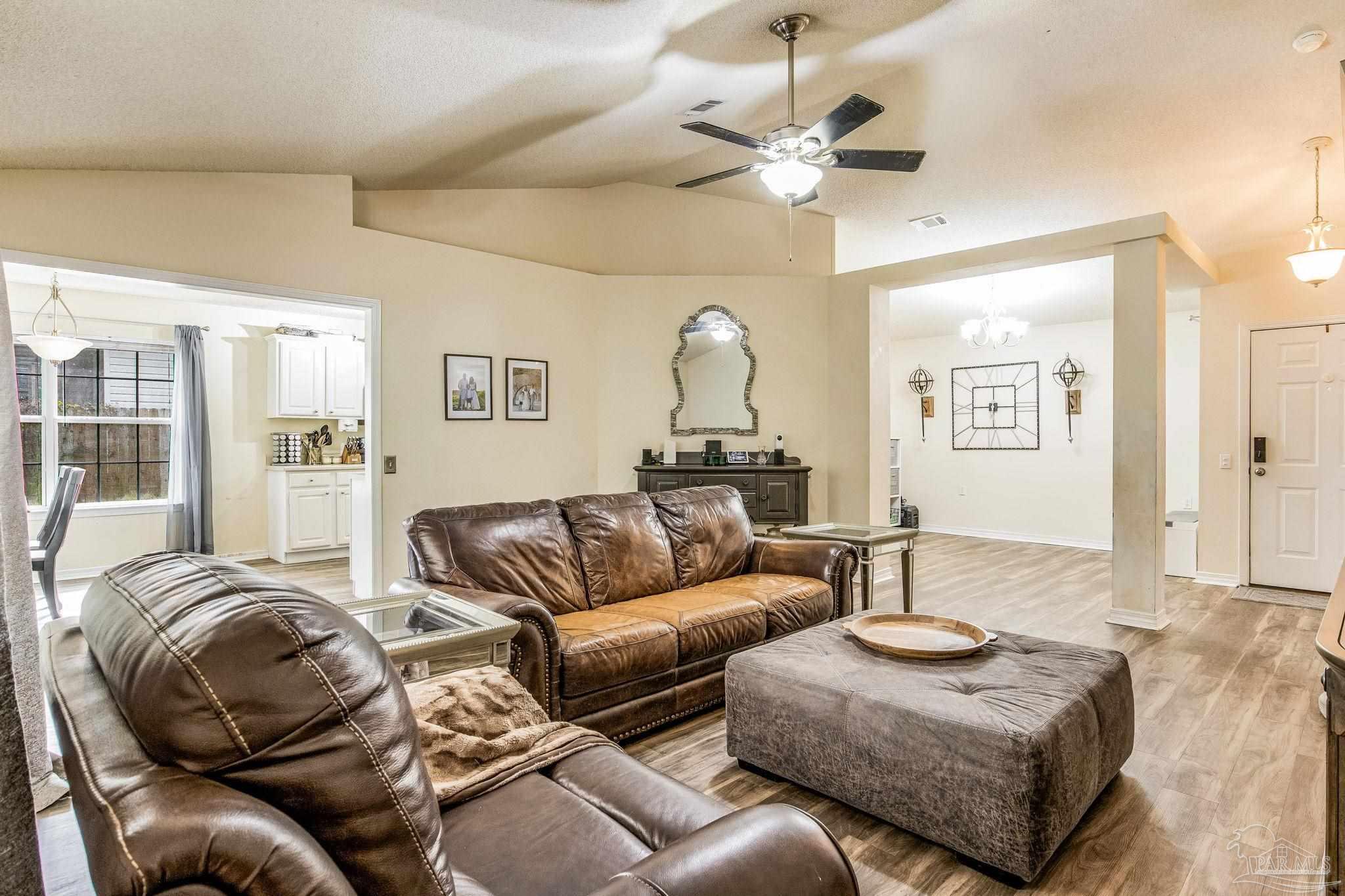1049 Brownfield Rd