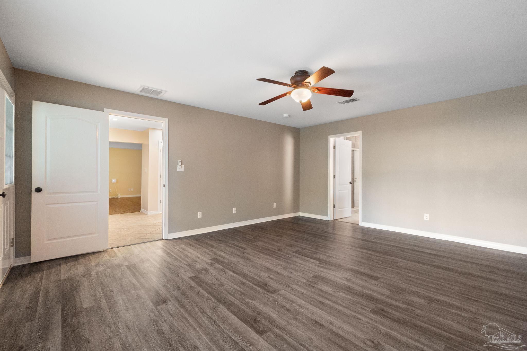1218 Brad Thomas Dr