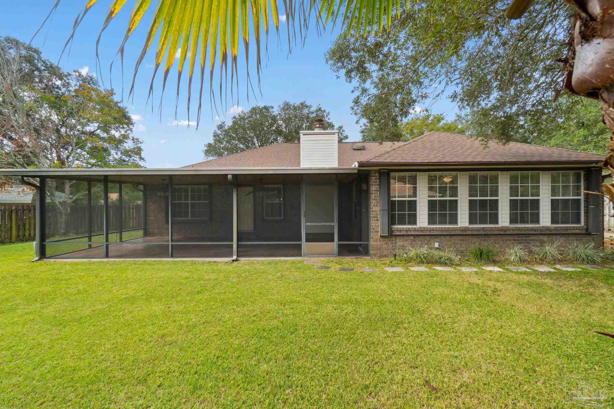 1218 Brad Thomas Dr