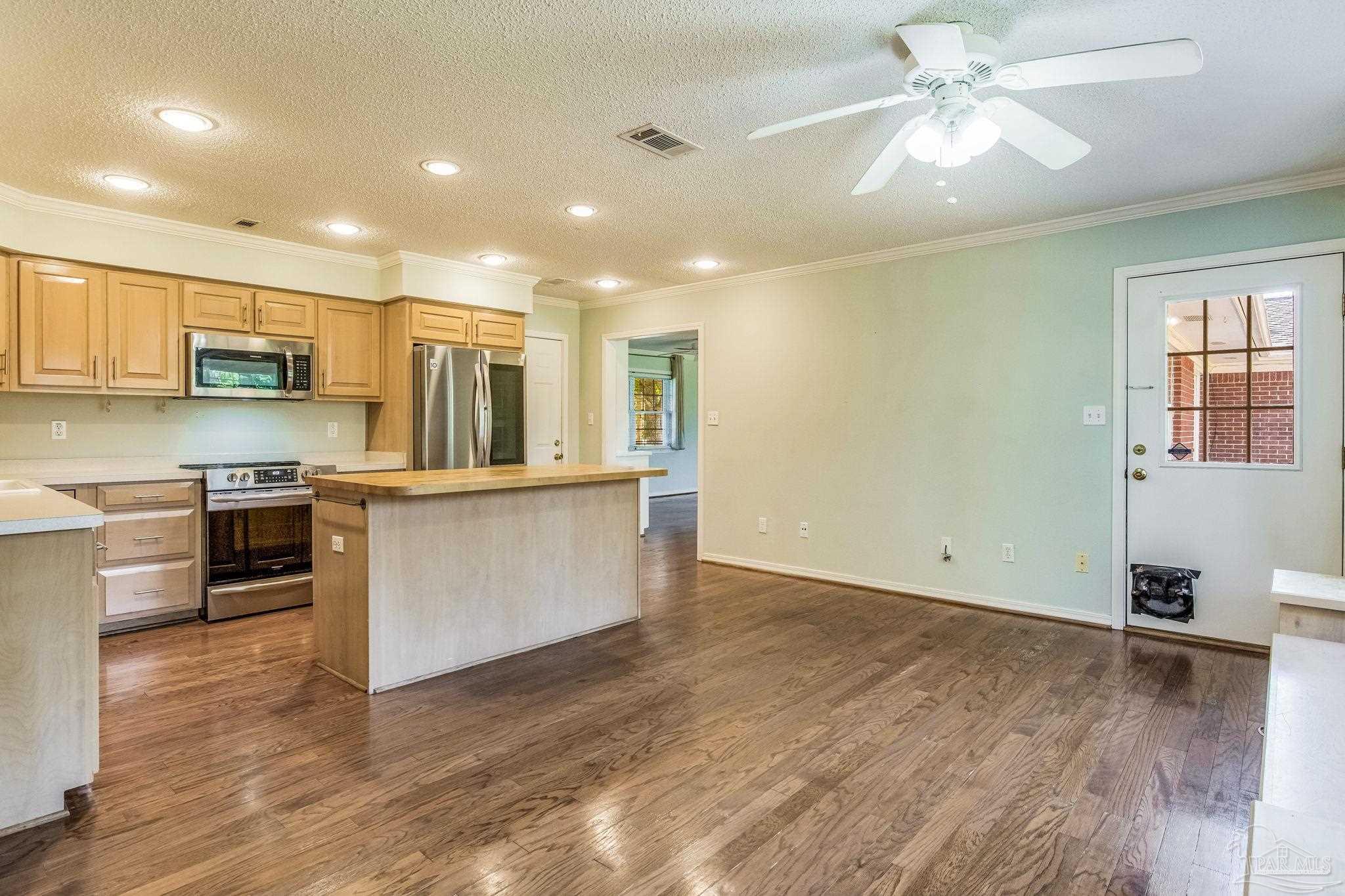 4191 Westfield Rd