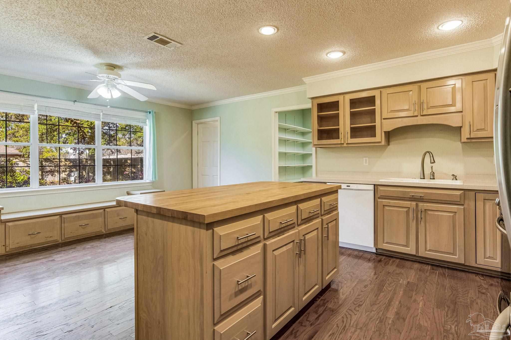 4191 Westfield Rd