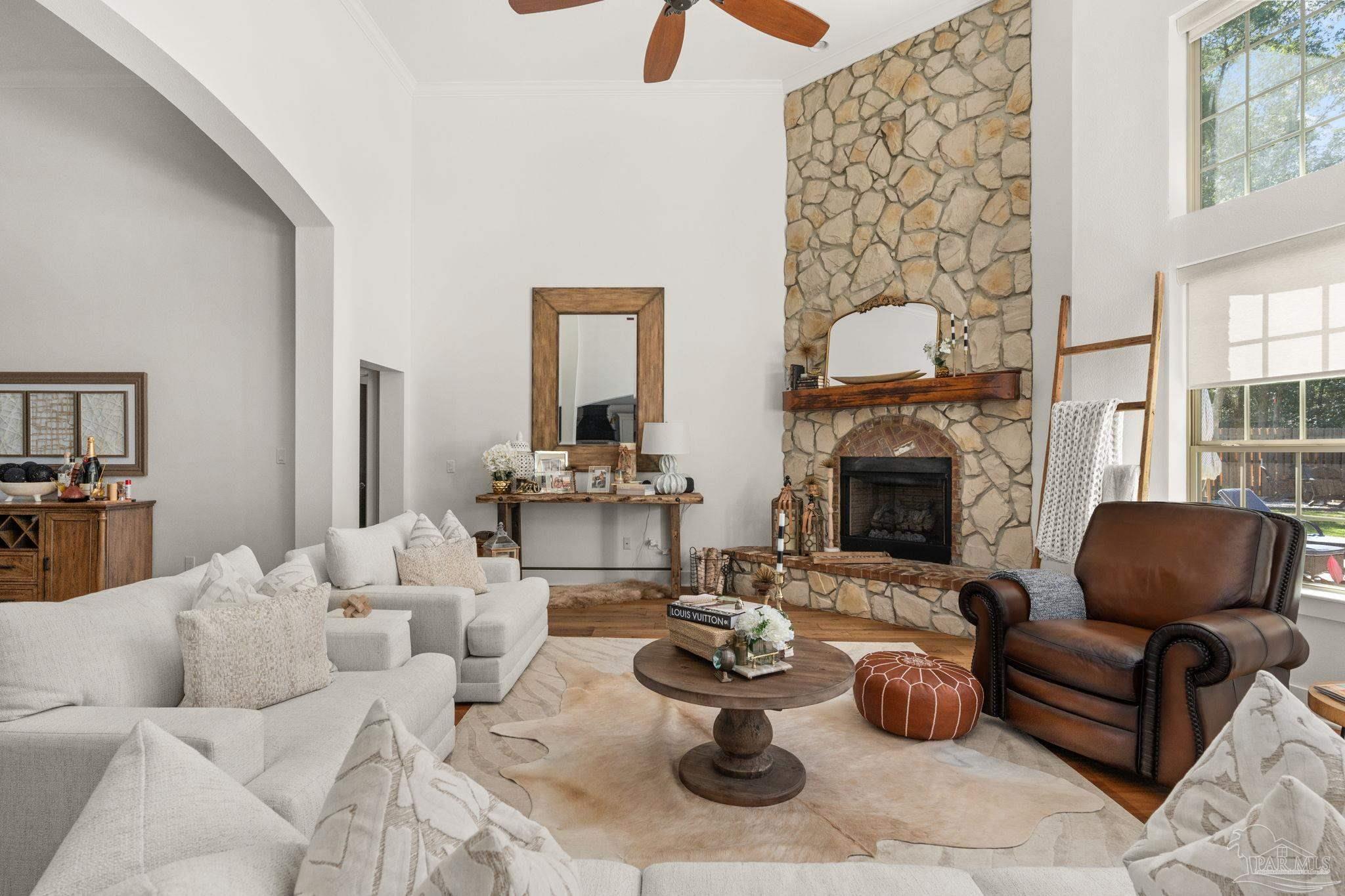 8402 Foxtail Loop