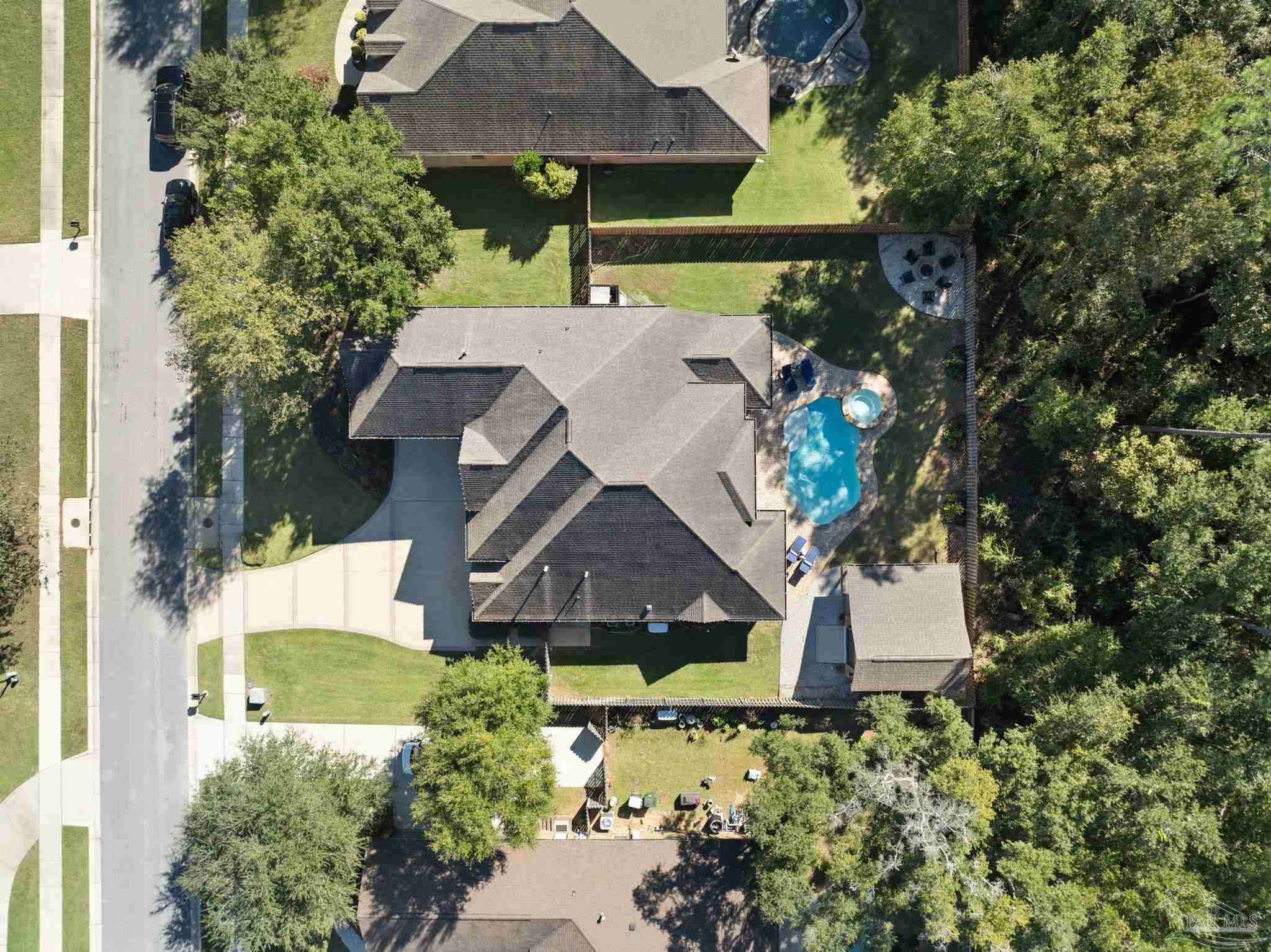 8402 Foxtail Loop