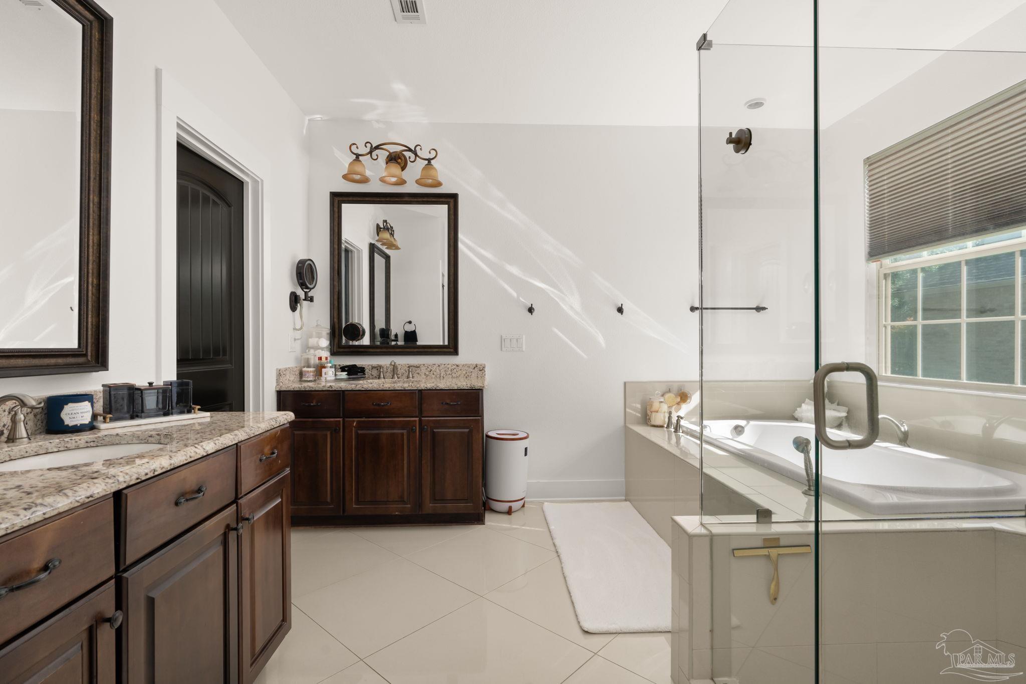 8402 Foxtail Loop