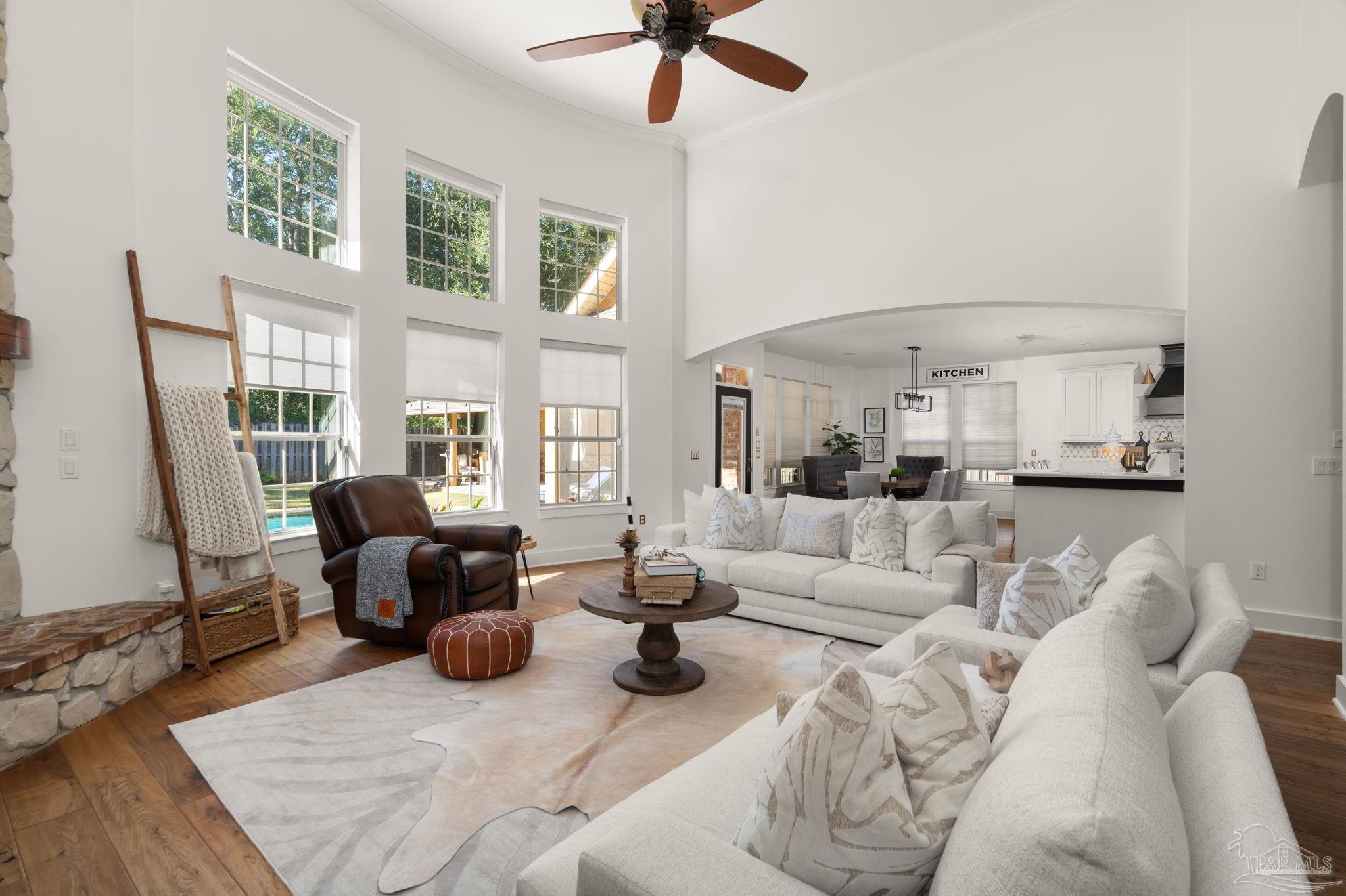 8402 Foxtail Loop