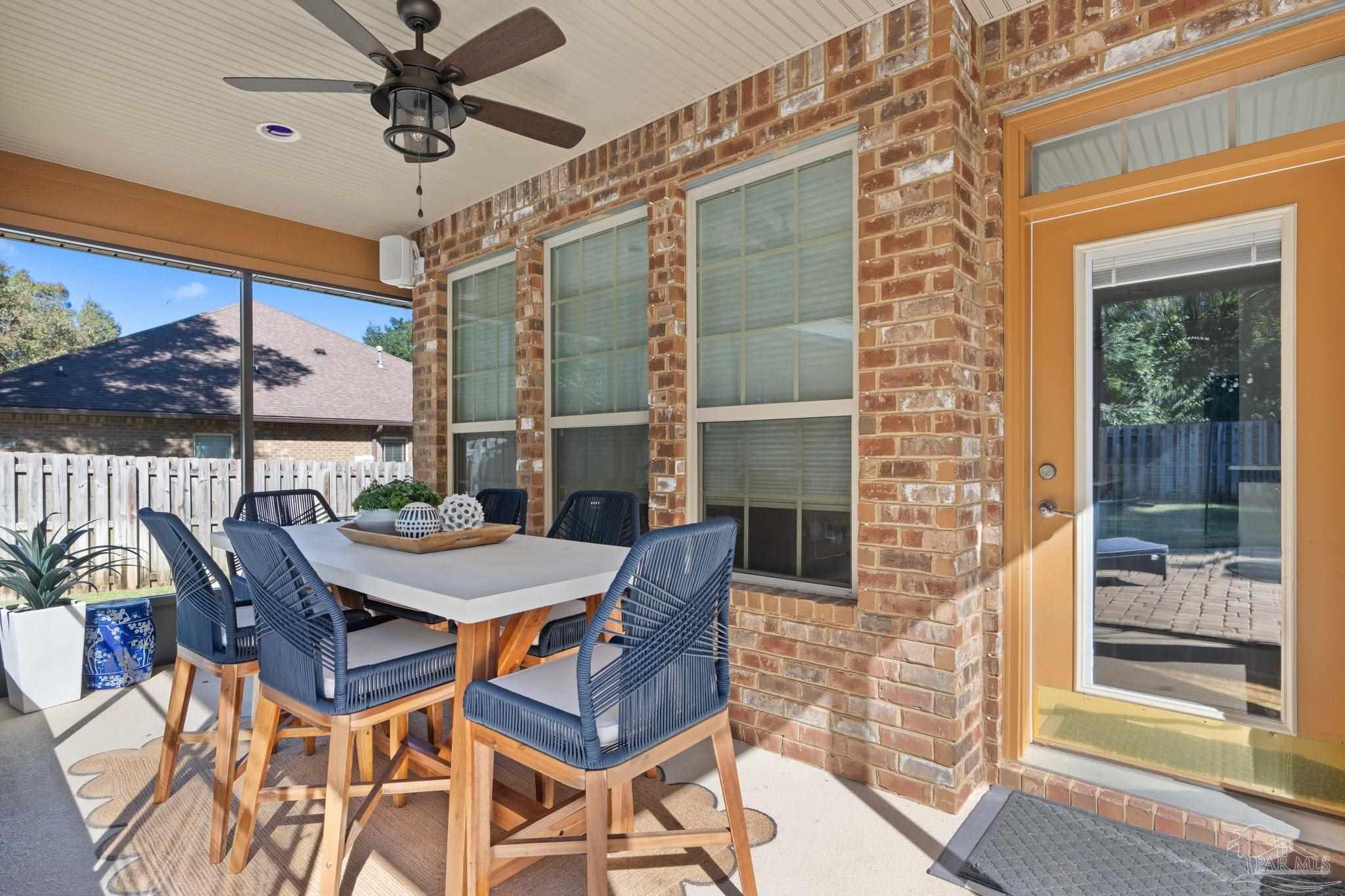 8402 Foxtail Loop