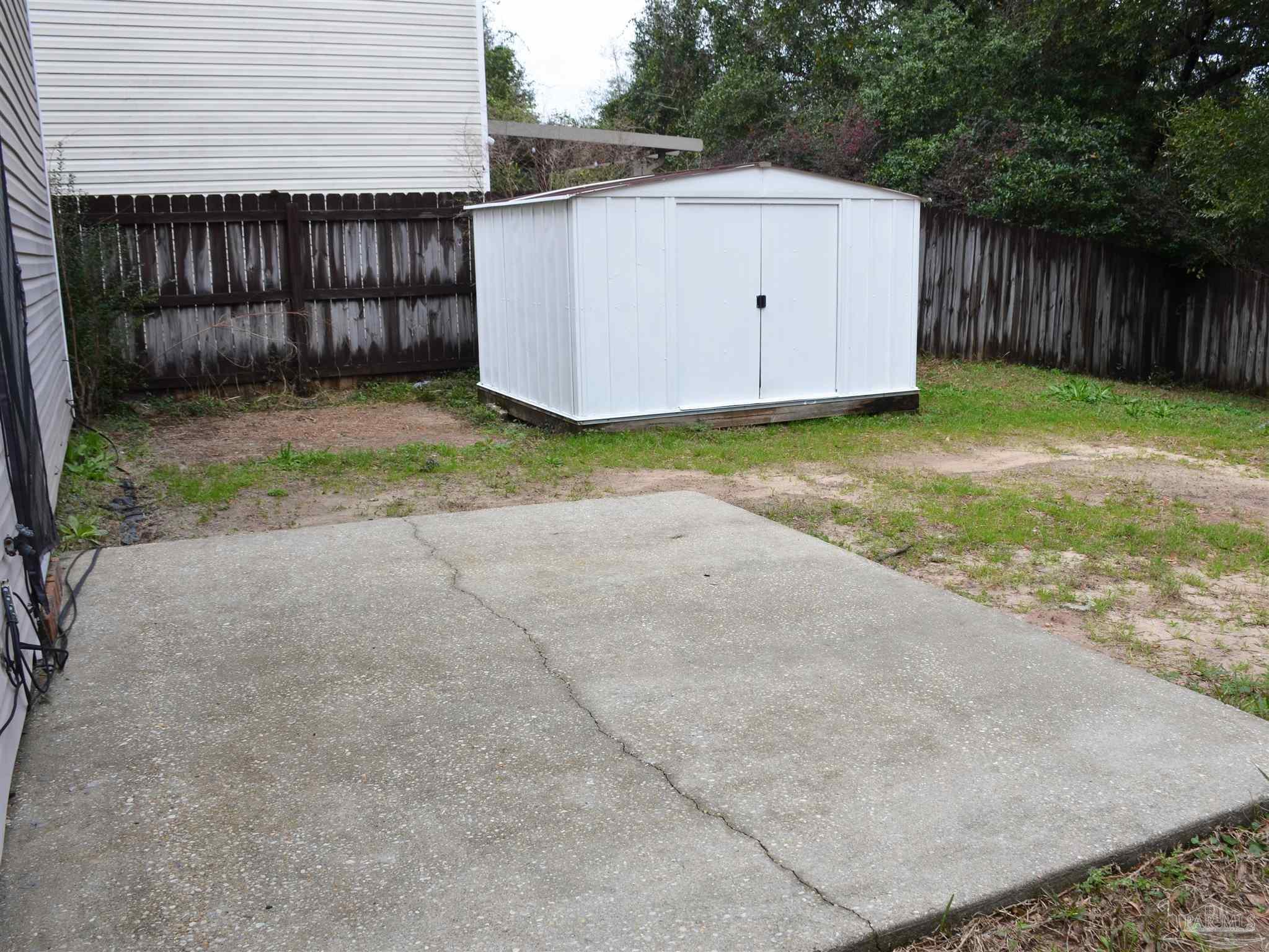 5182 Victoria Dr