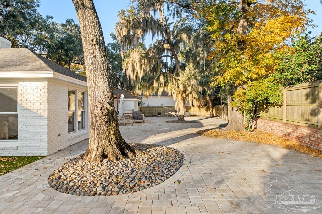 328 Andrew Jackson Trl