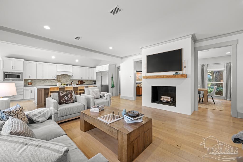 328 Andrew Jackson Trl