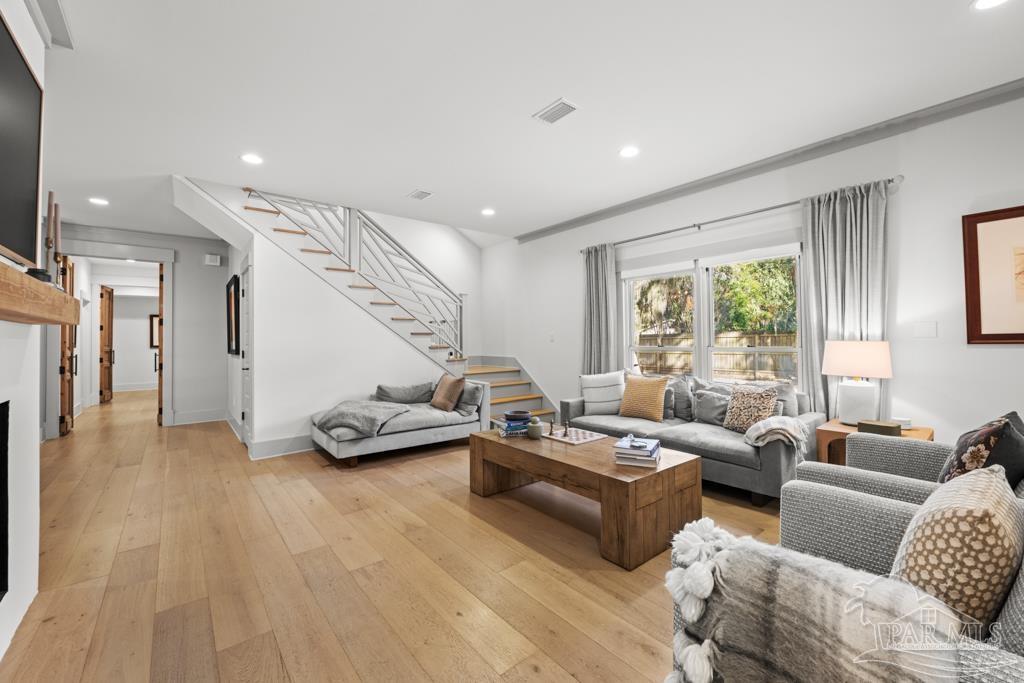 328 Andrew Jackson Trl