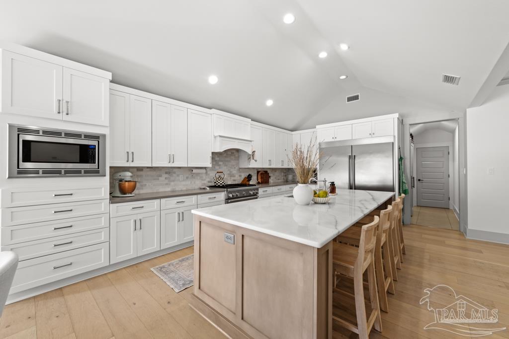 328 Andrew Jackson Trl