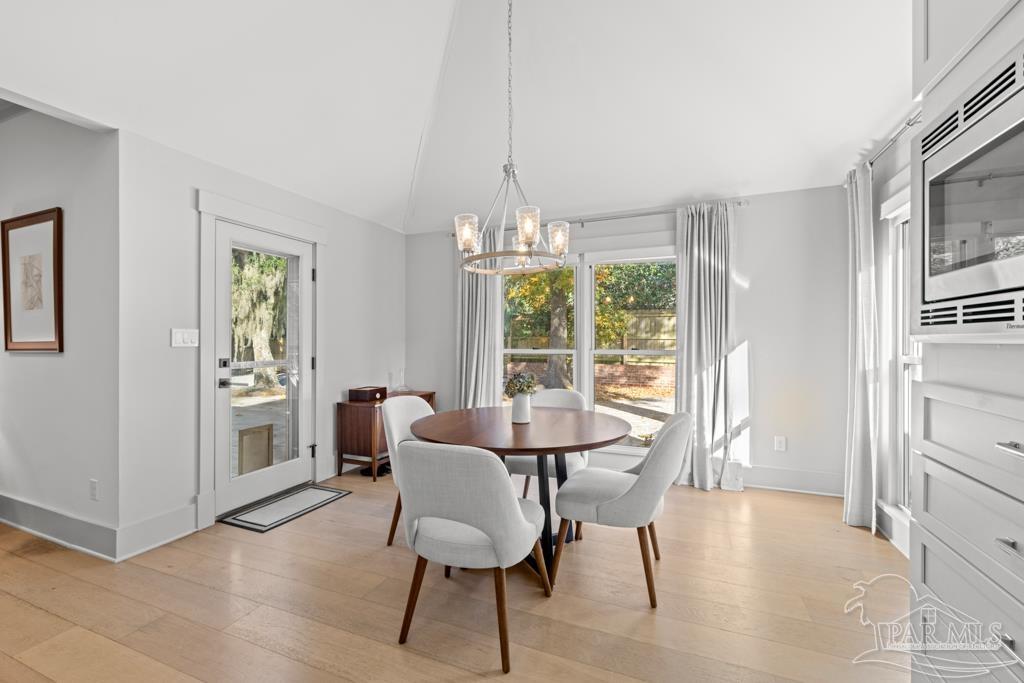 328 Andrew Jackson Trl