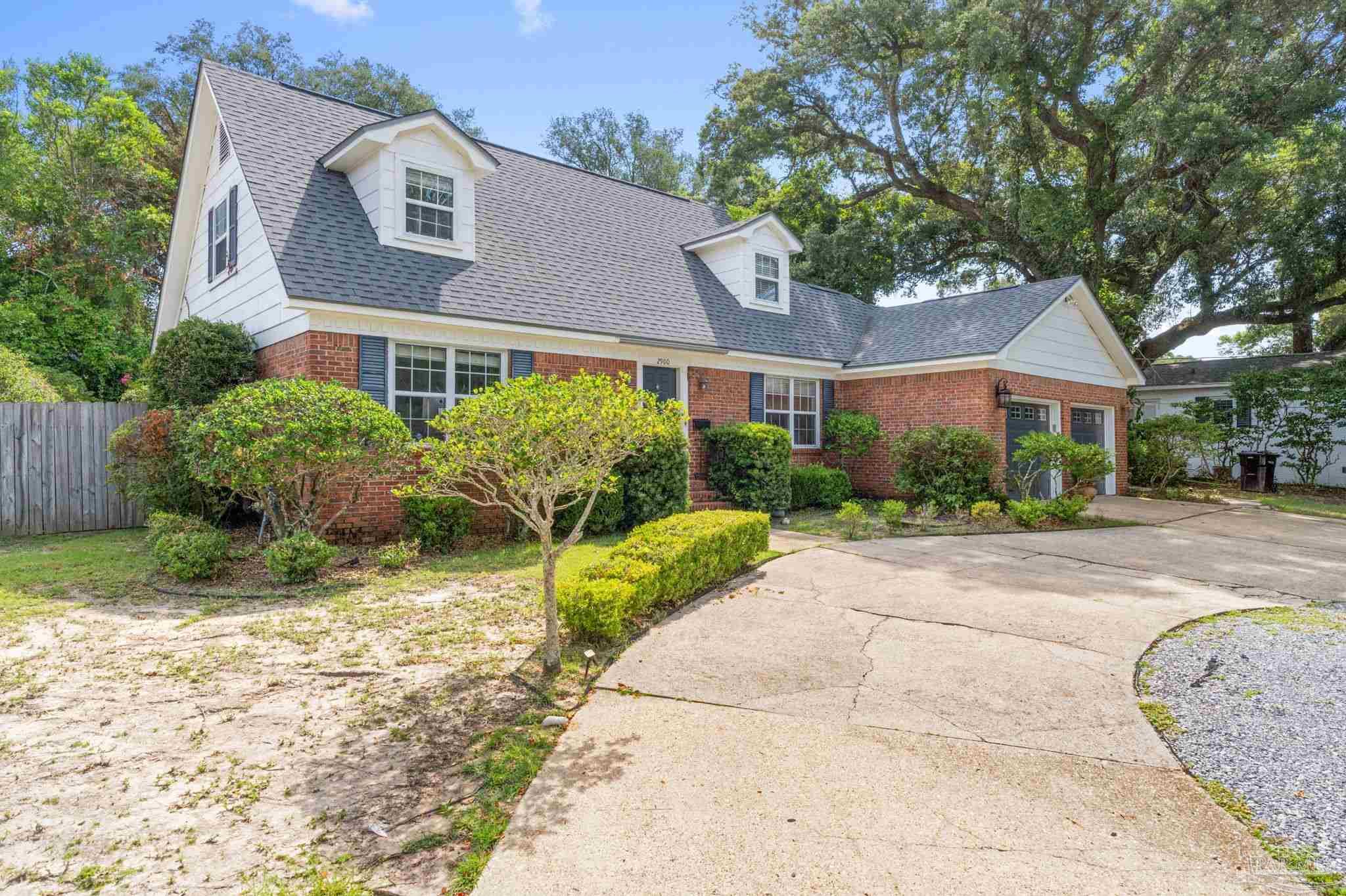 2900 Bayou Blvd