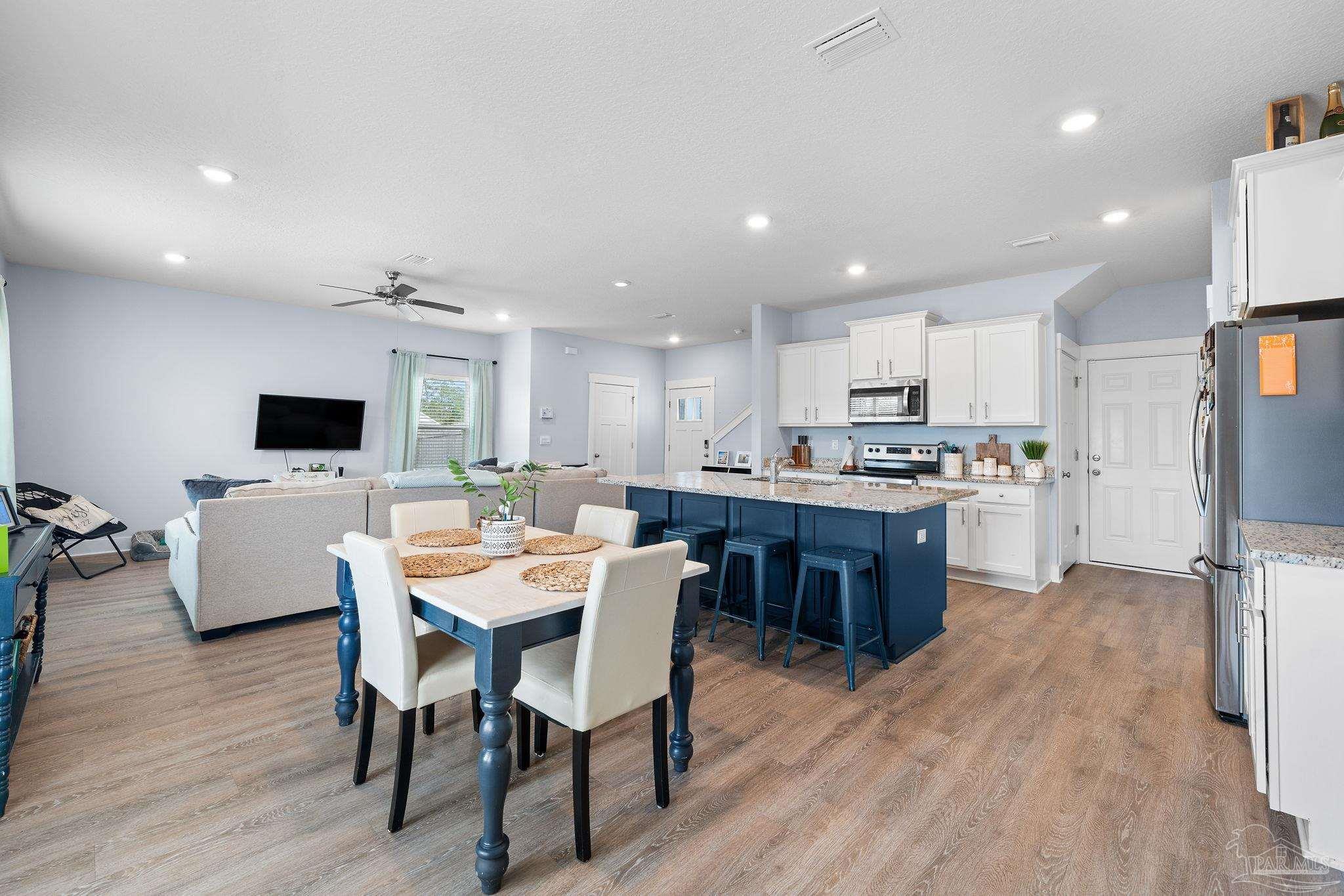 3606 Sailfish Dr