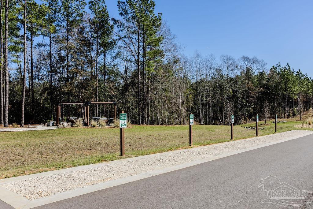 27 Ashbridge Ln
