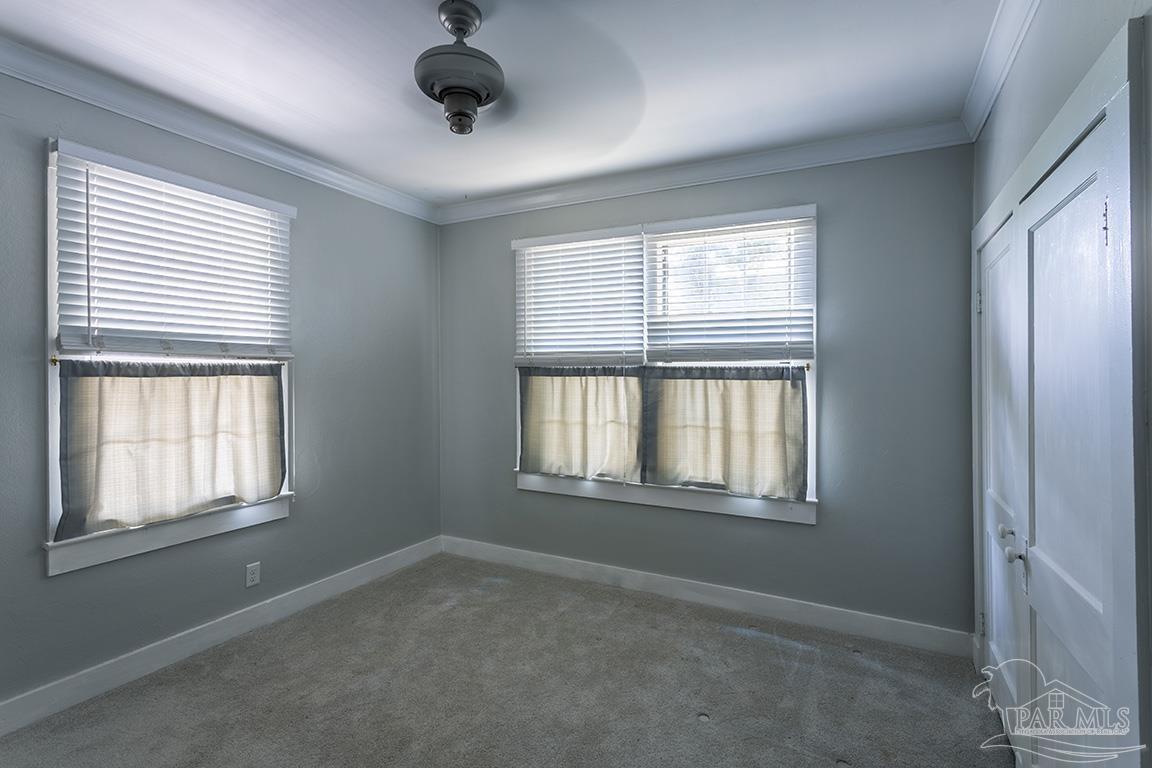 404 E Sunset Ave