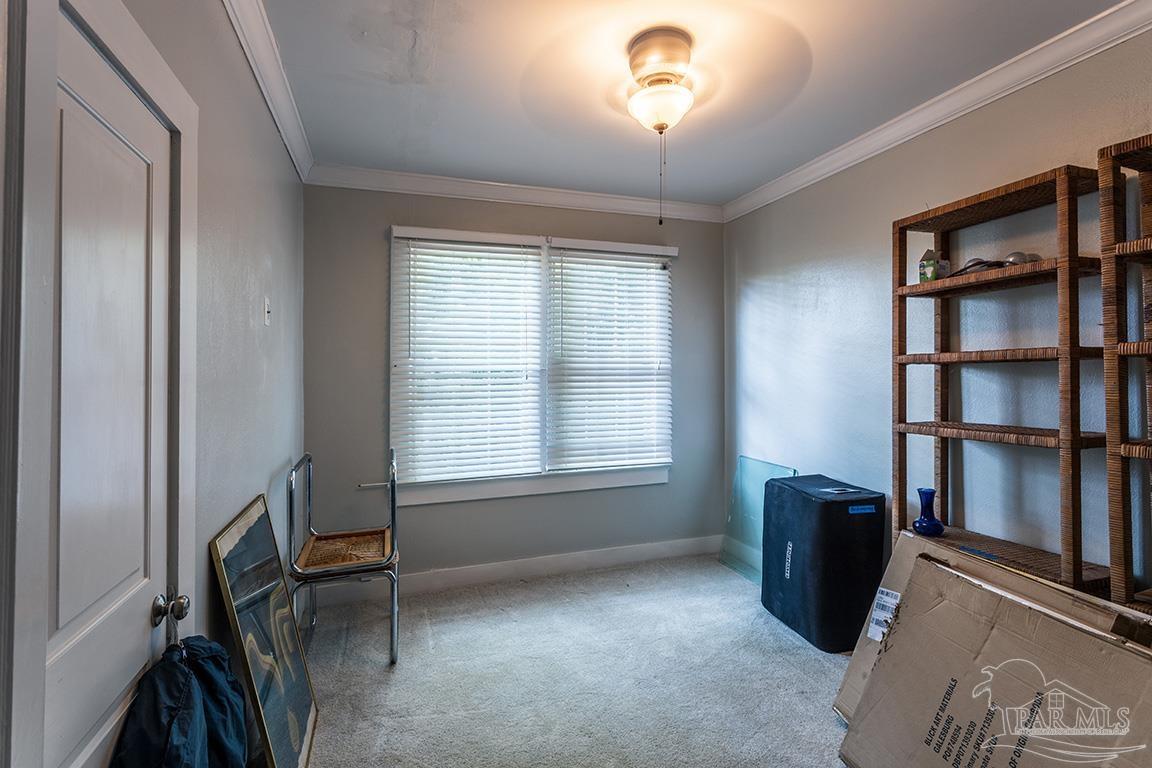 404 E Sunset Ave