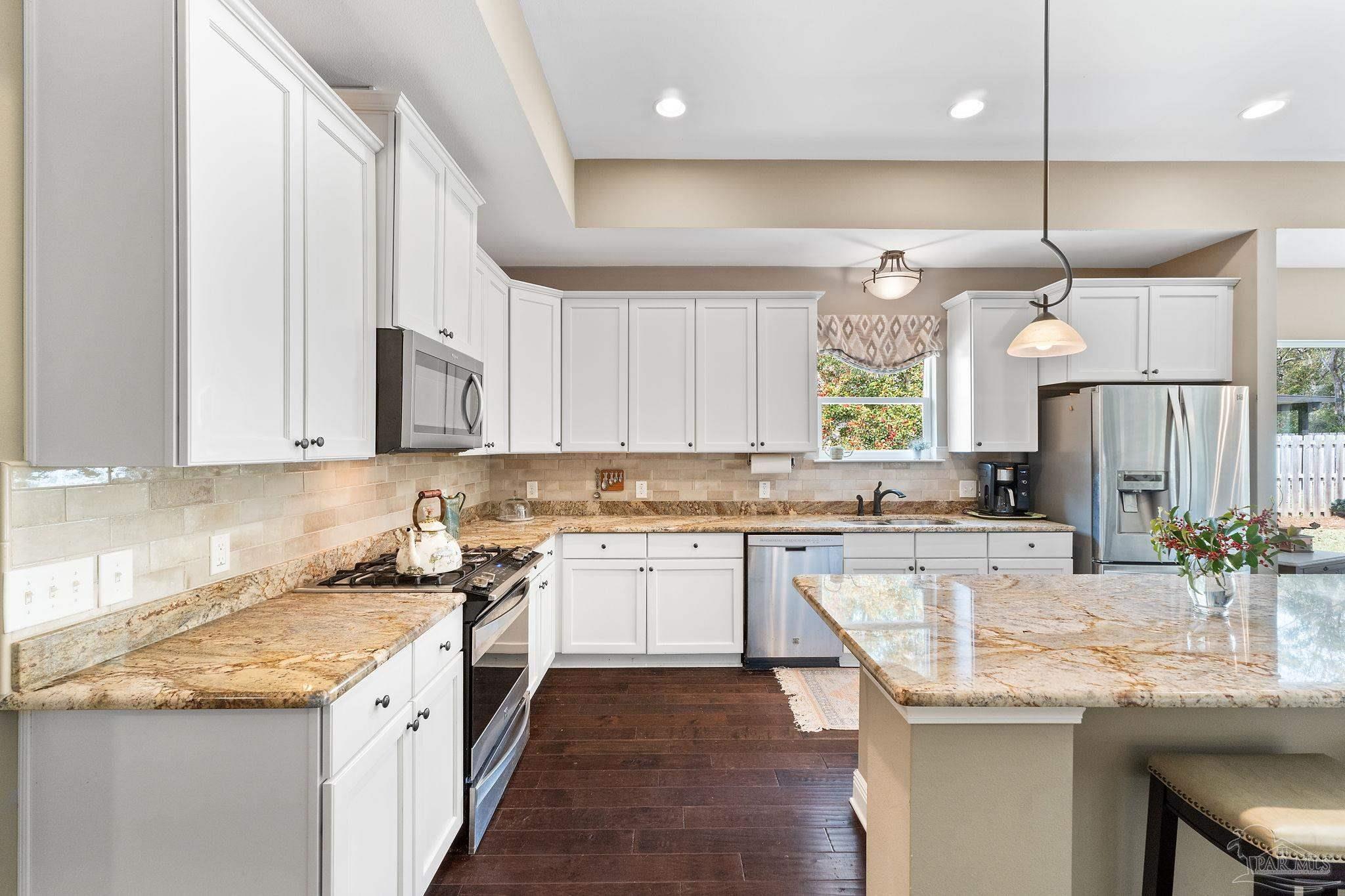 8760 Foxtail Loop