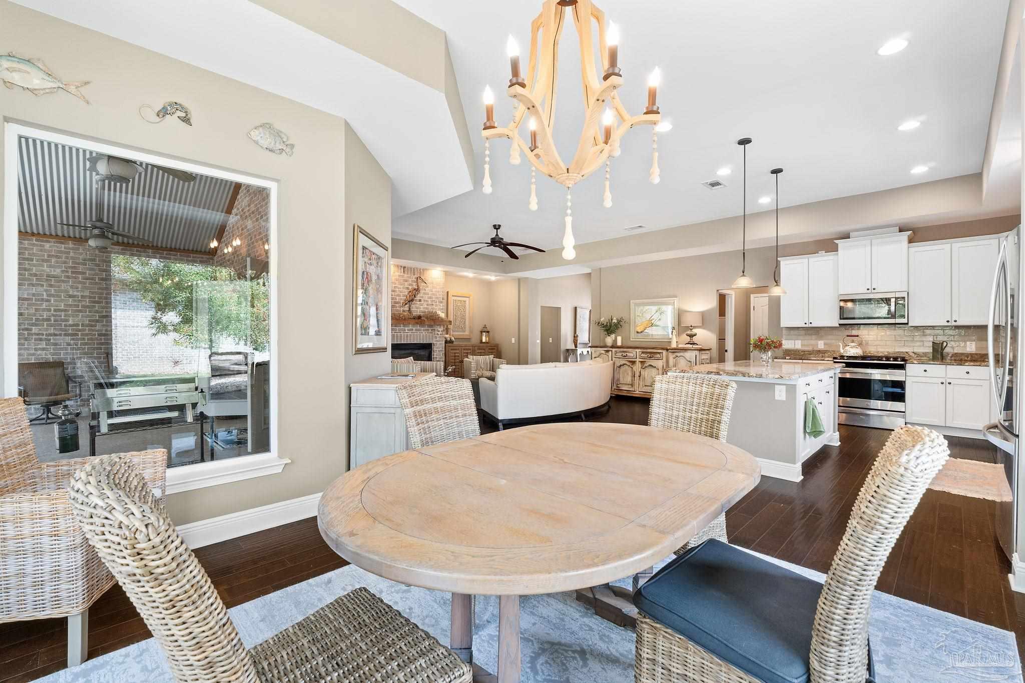 8760 Foxtail Loop