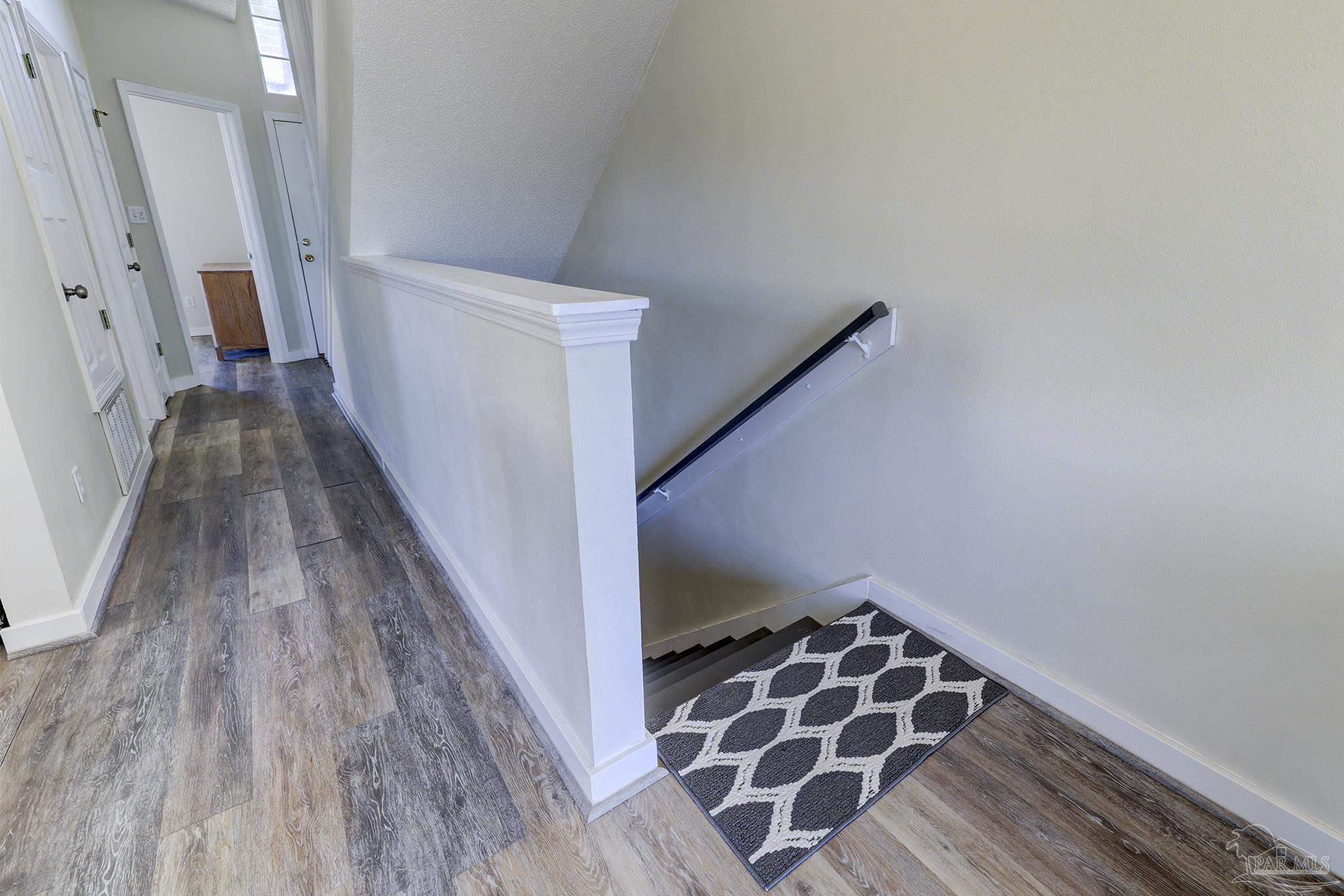 1550 Via Deluna Dr # H