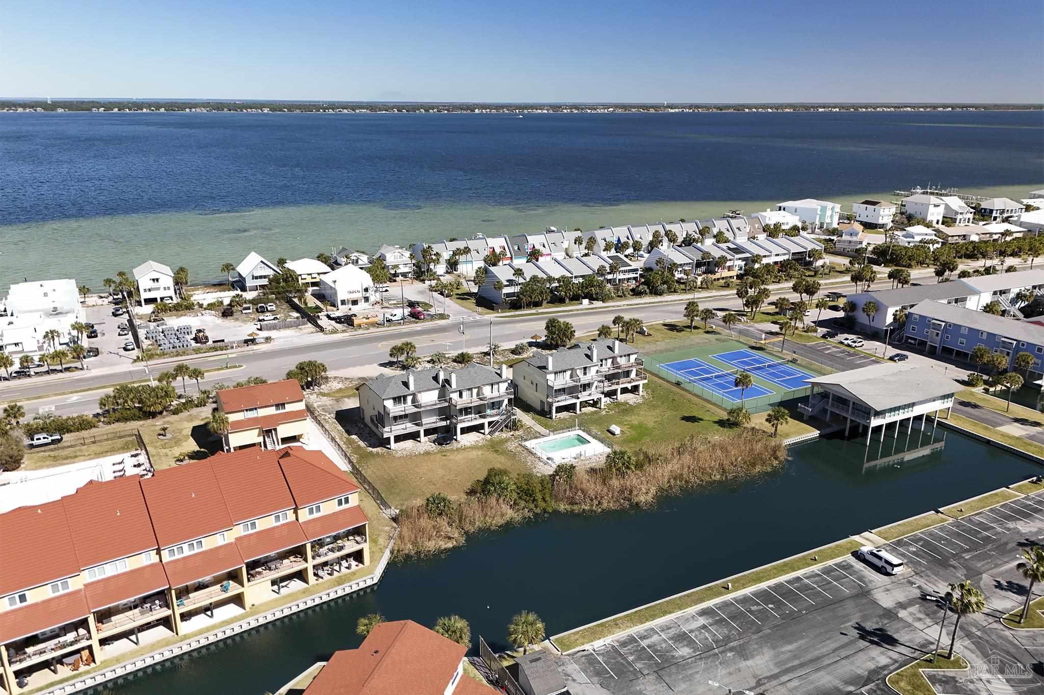 1550 Via Deluna Dr # H