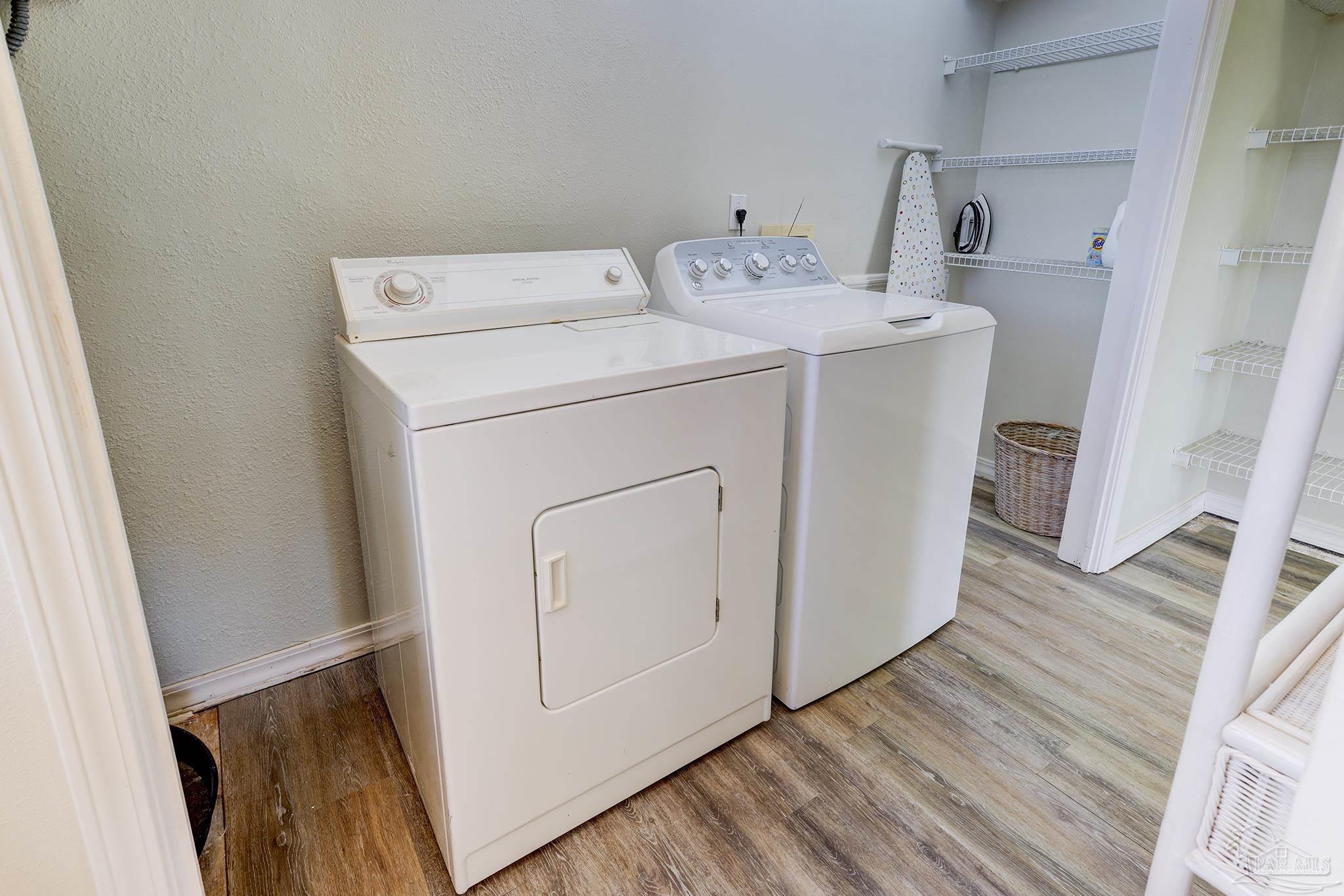 1550 Via Deluna Dr # H