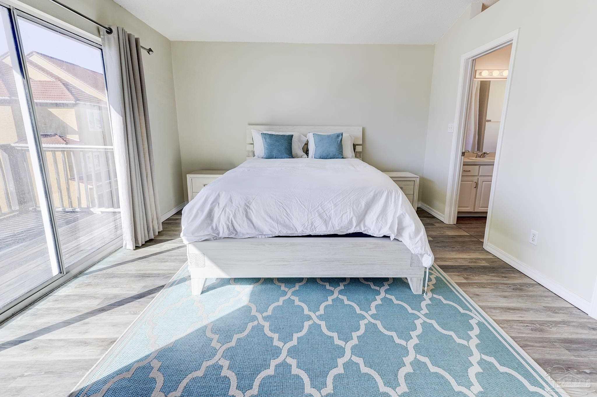 1550 Via Deluna Dr # H