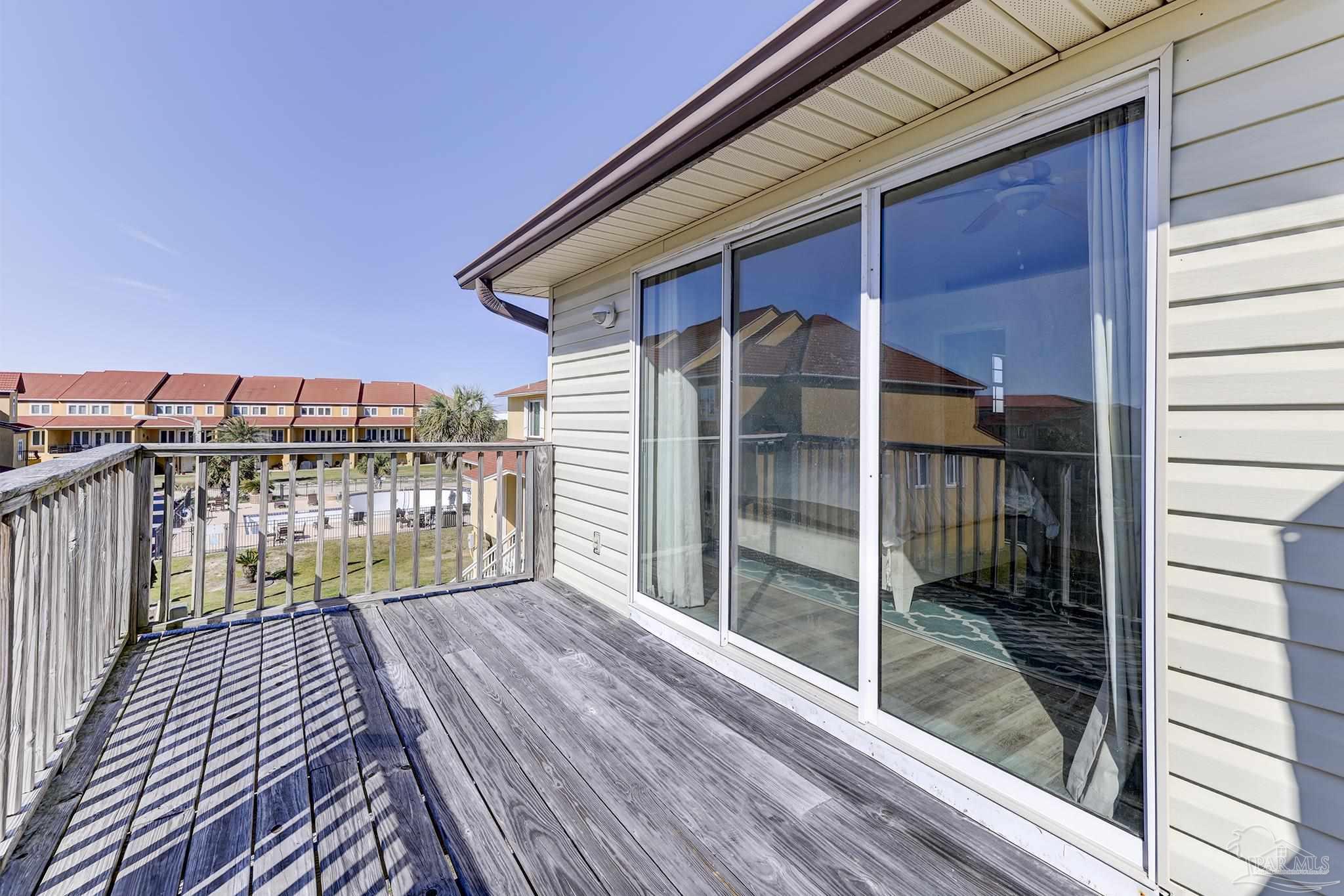 1550 Via Deluna Dr # H