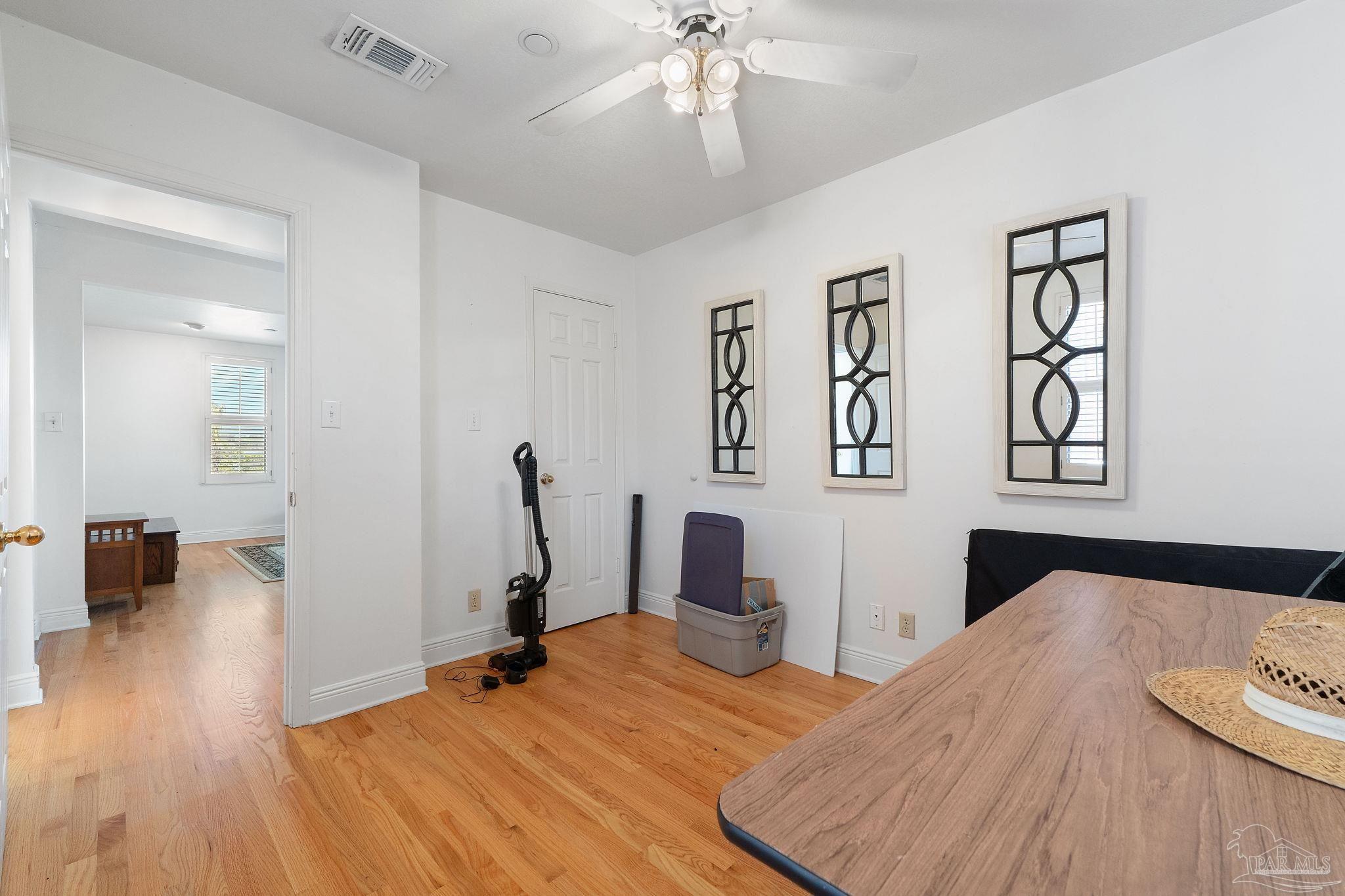 2007 E Gadsden St # 301