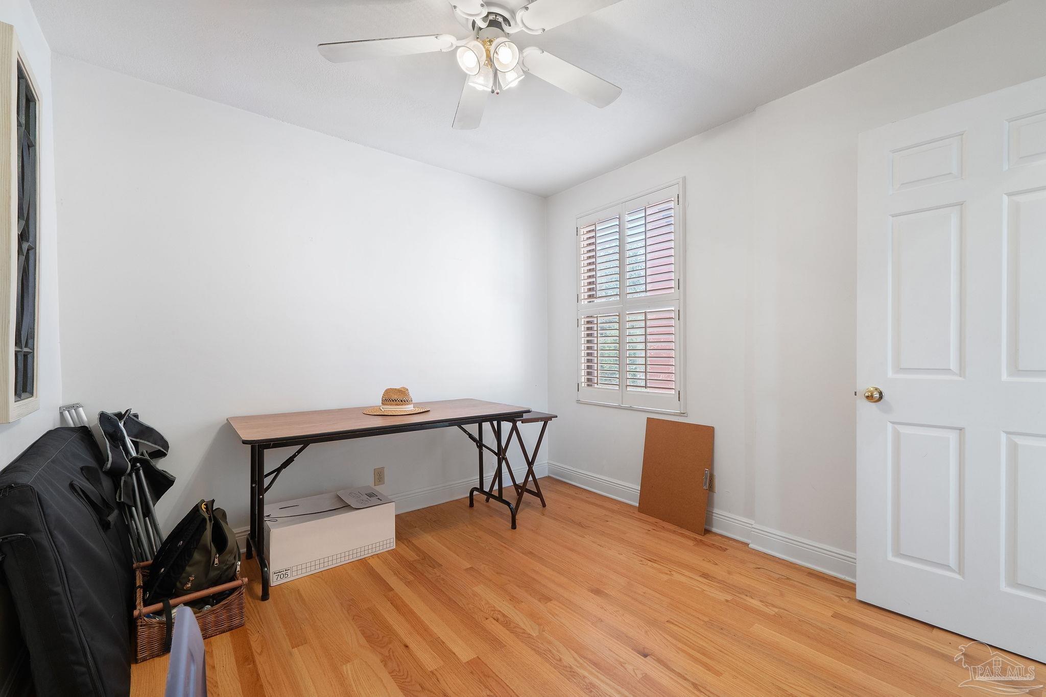 2007 E Gadsden St # 301