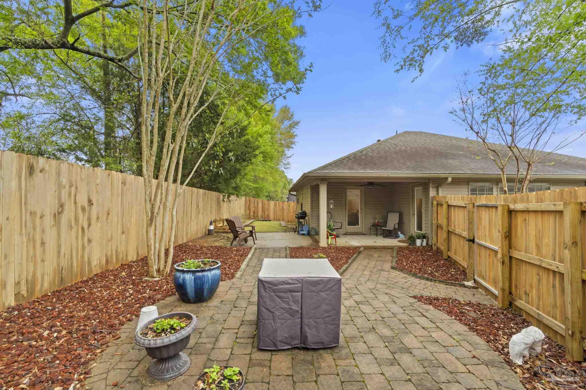 1438 Towhee Canyon Dr