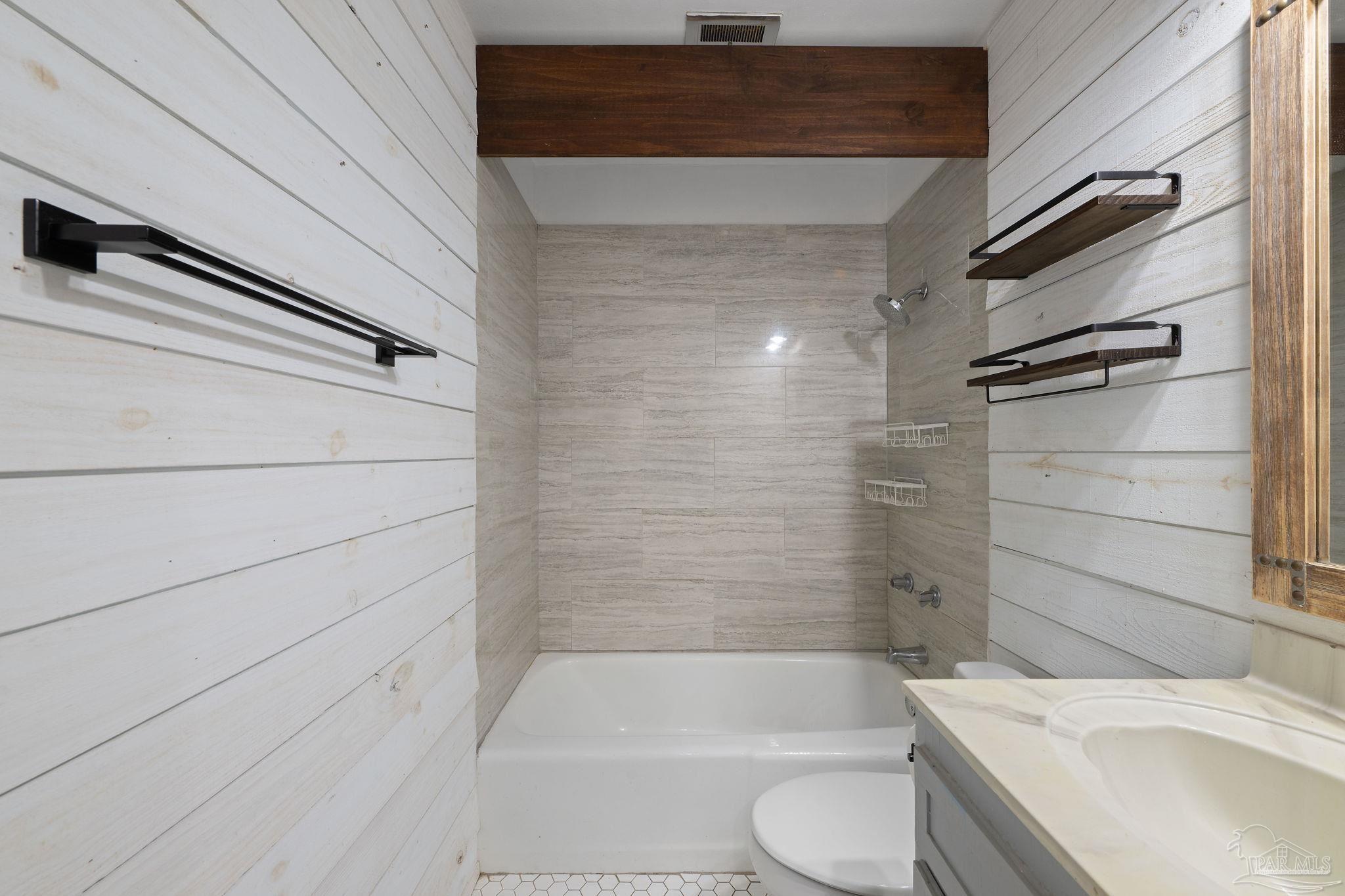 201 Pensacola Beach Rd # D24