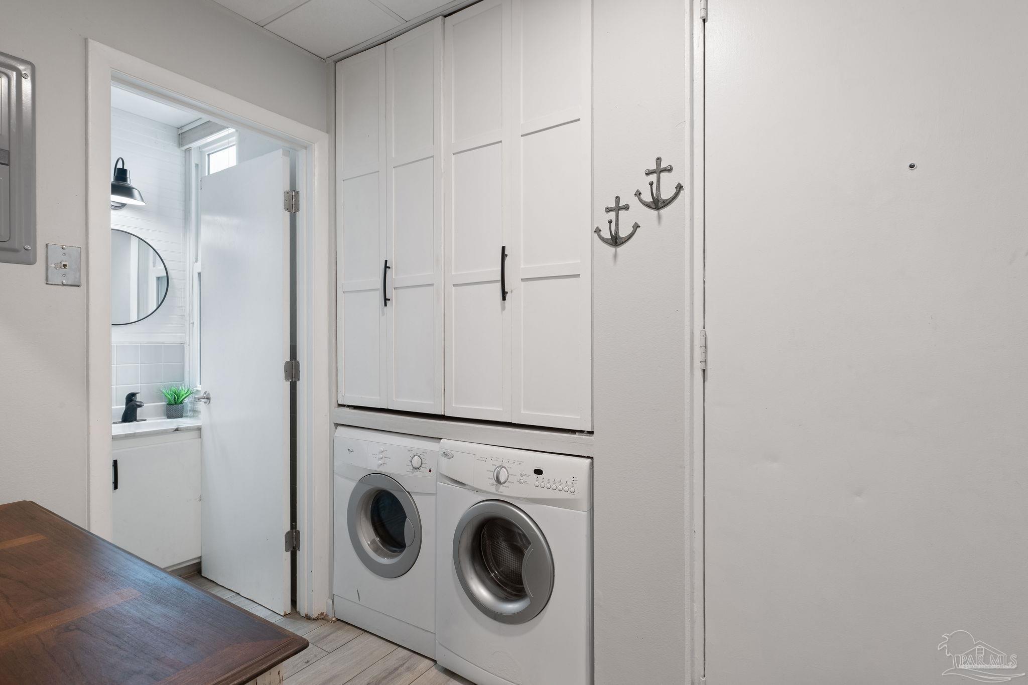 201 Pensacola Beach Rd # D24