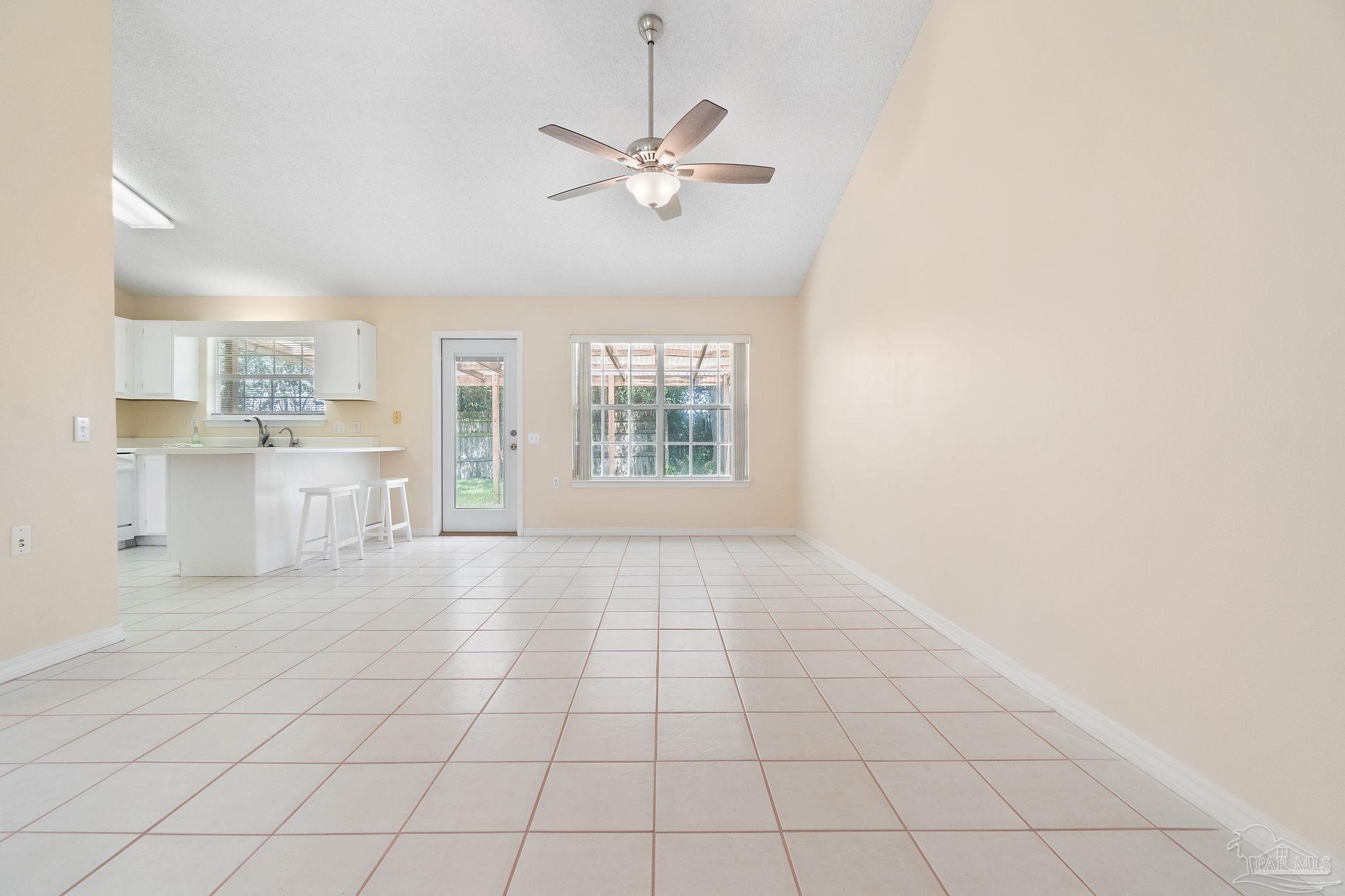 1324 Sterling Point Pl