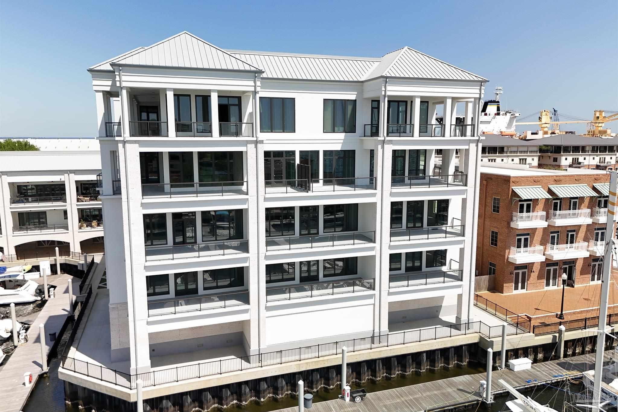 801 S Palafox St # 302