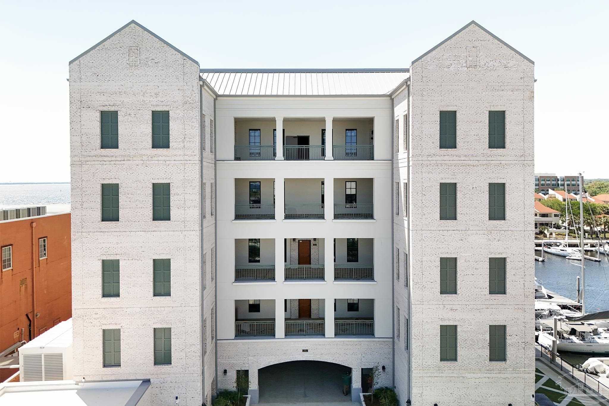 801 S Palafox St # 302