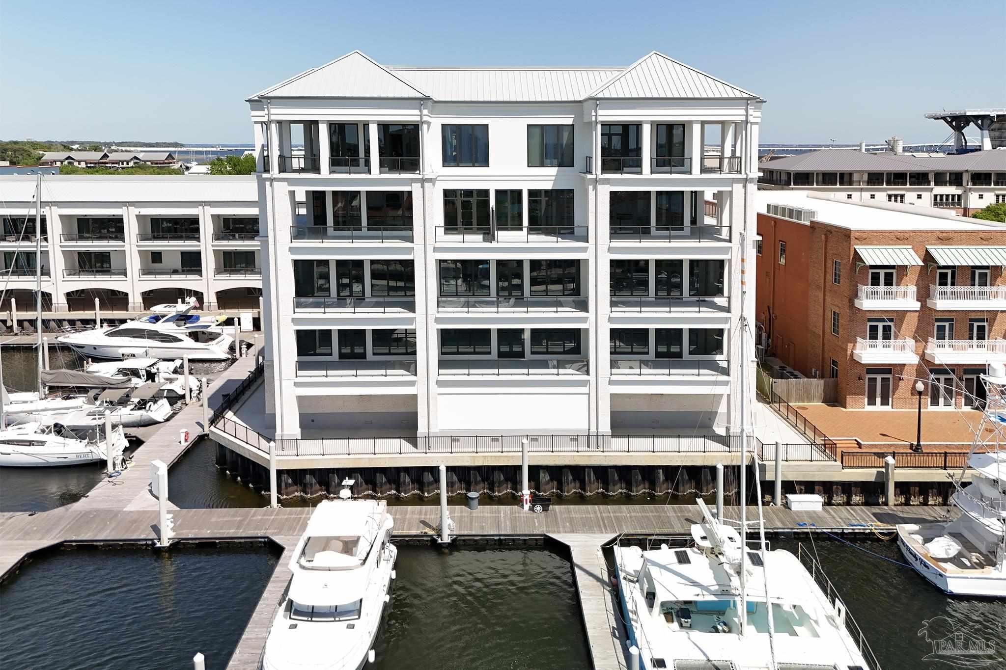 801 S Palafox St # 302