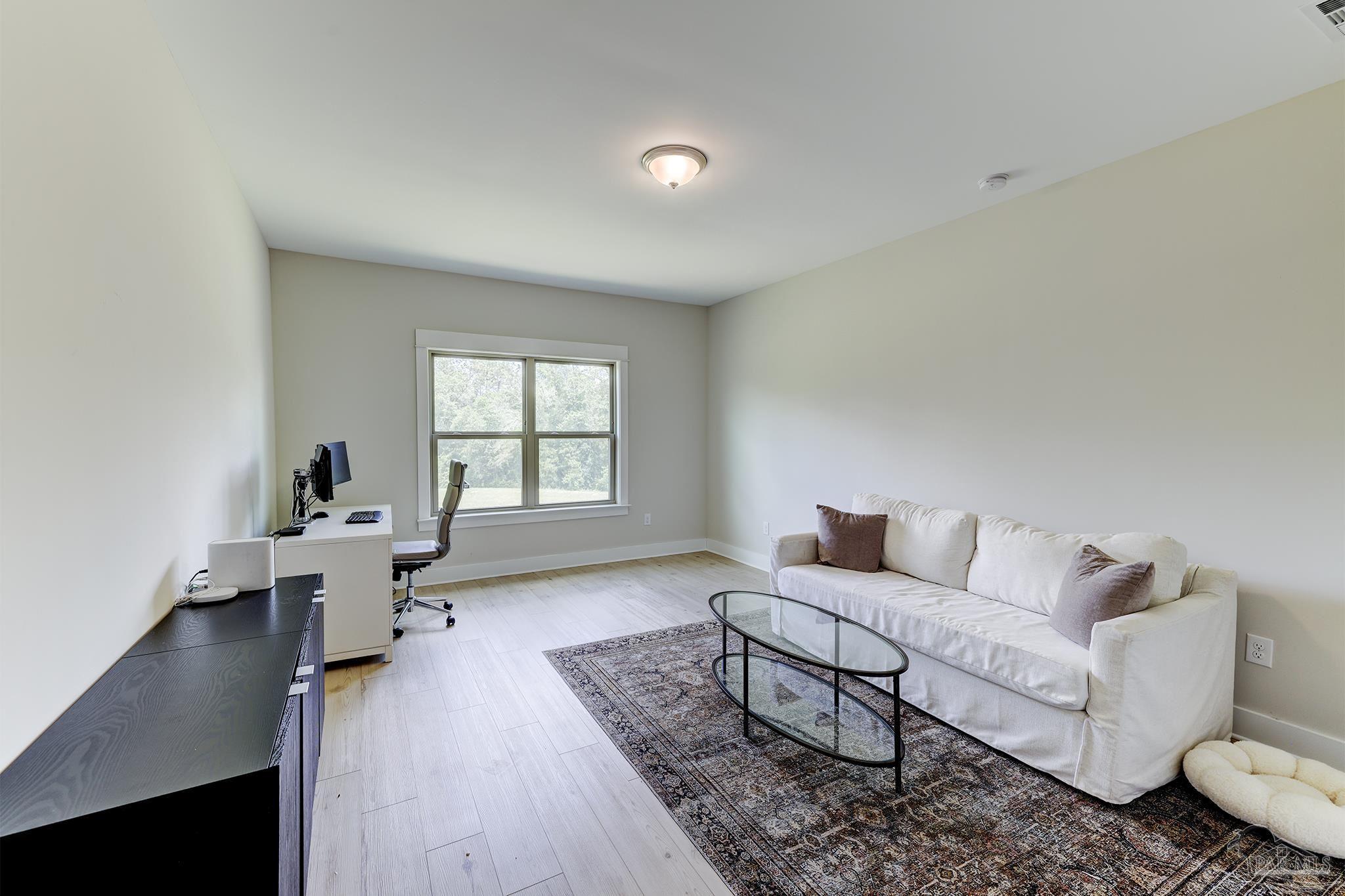 2876 Trestle Way