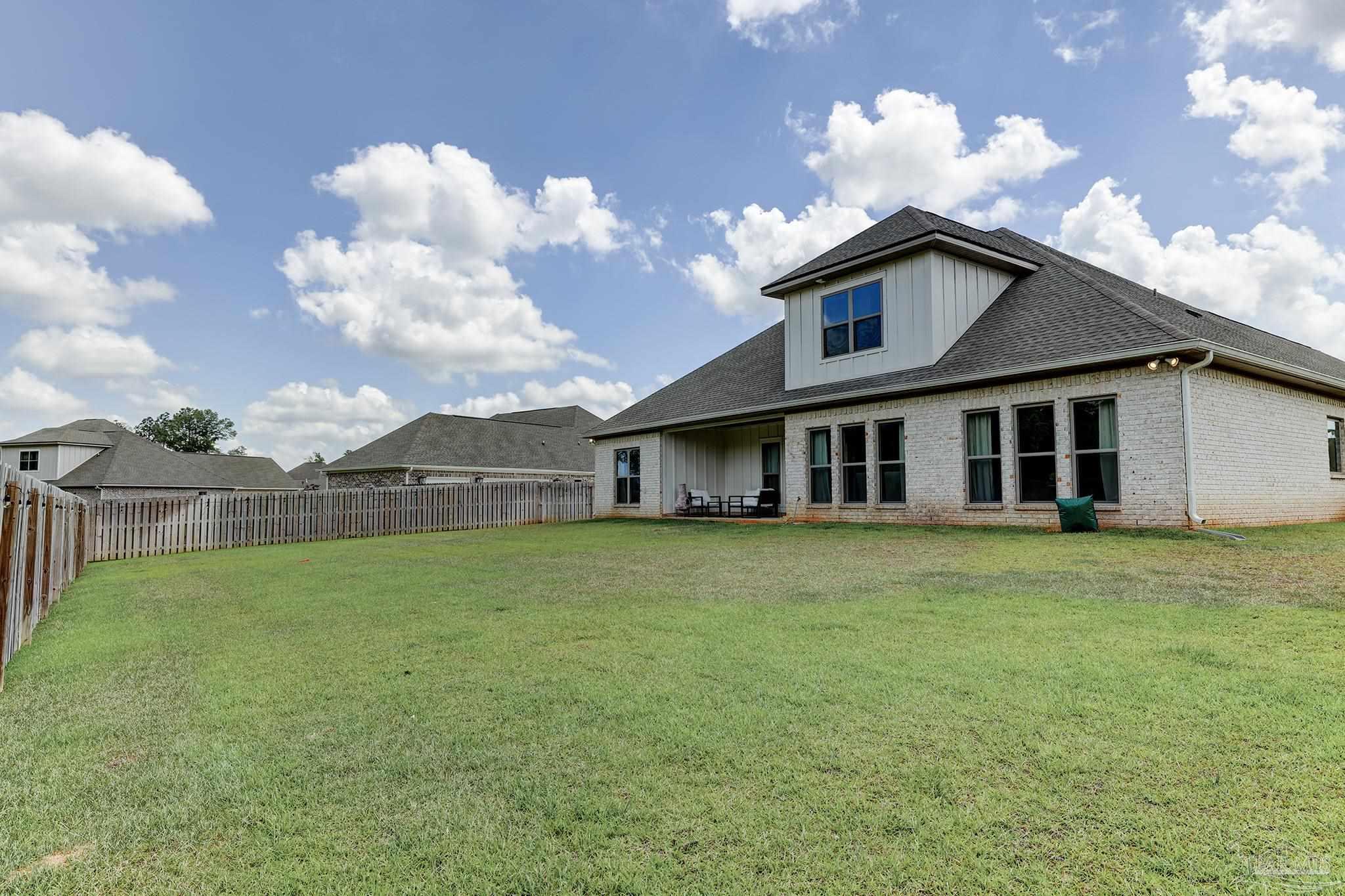 2876 Trestle Way