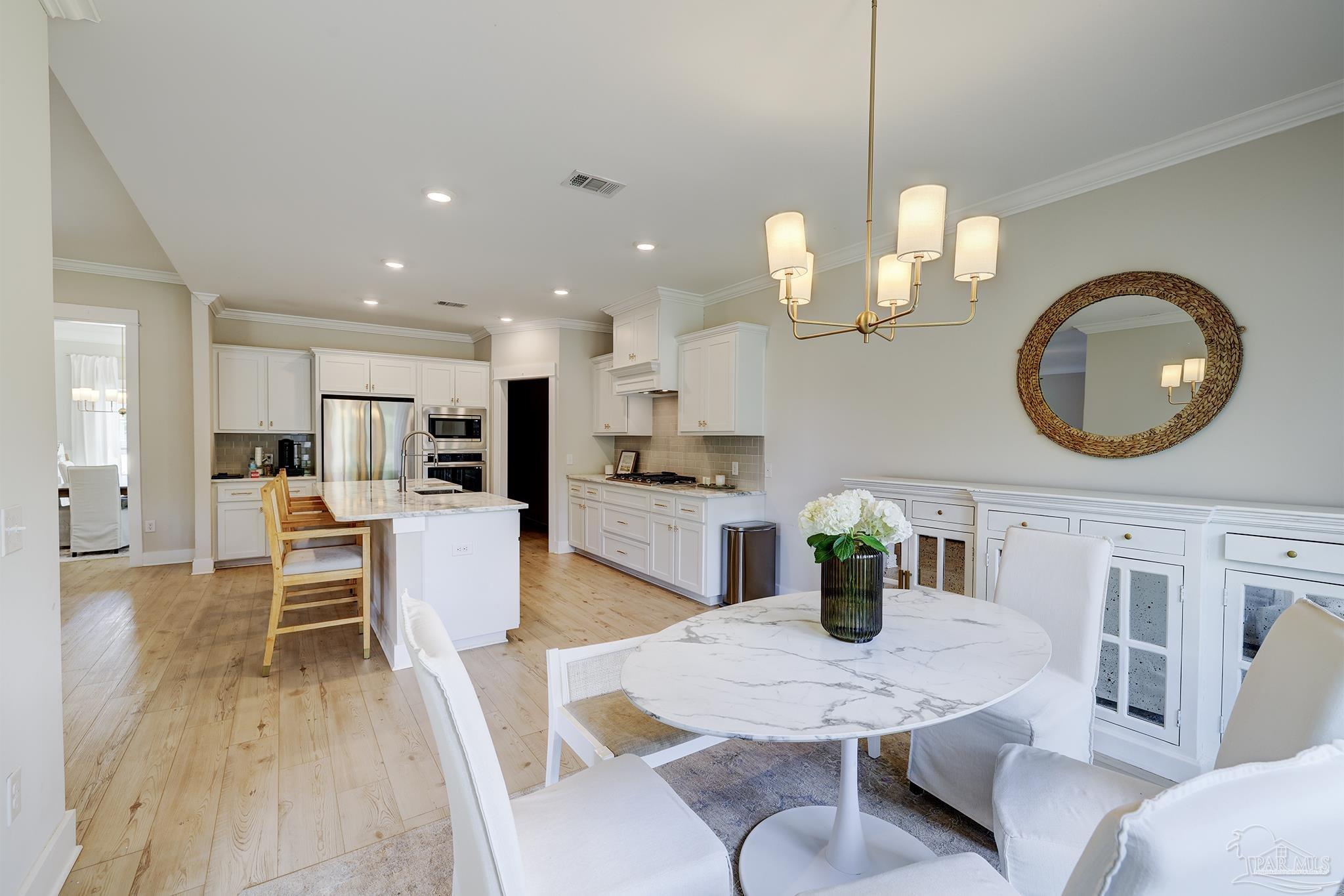 2876 Trestle Way