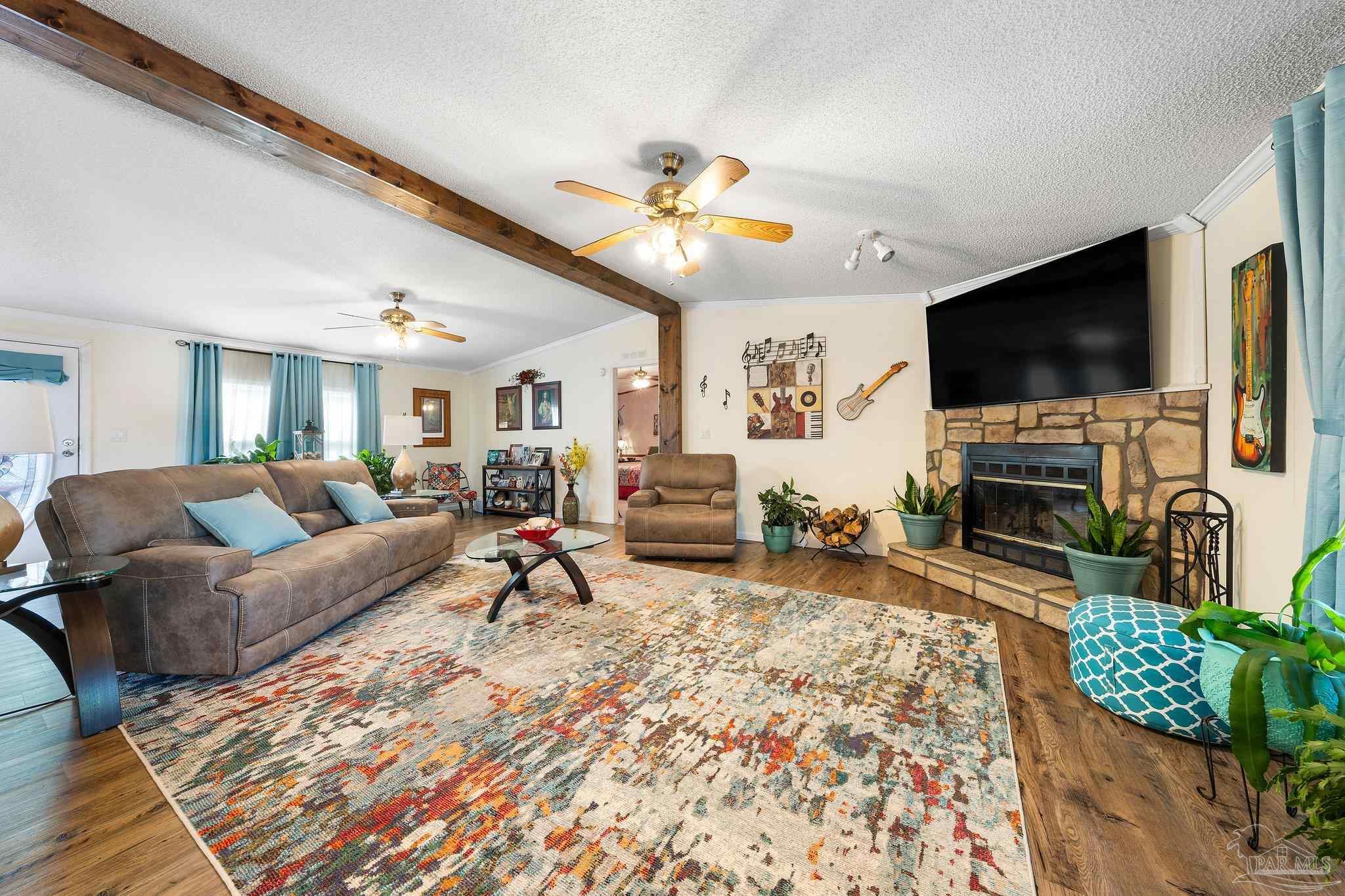 7988 Twin Lake Dr
