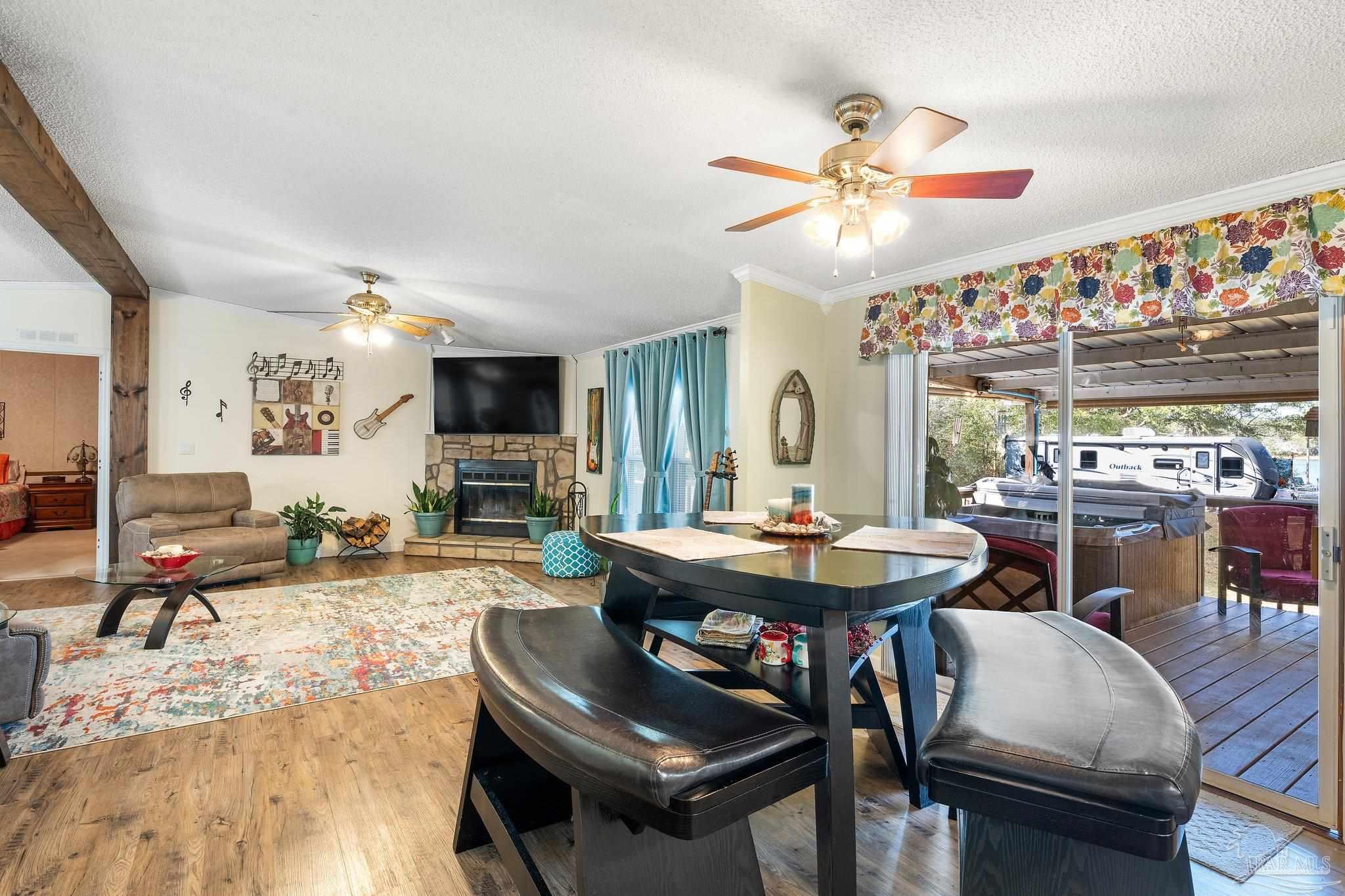 7988 Twin Lake Dr