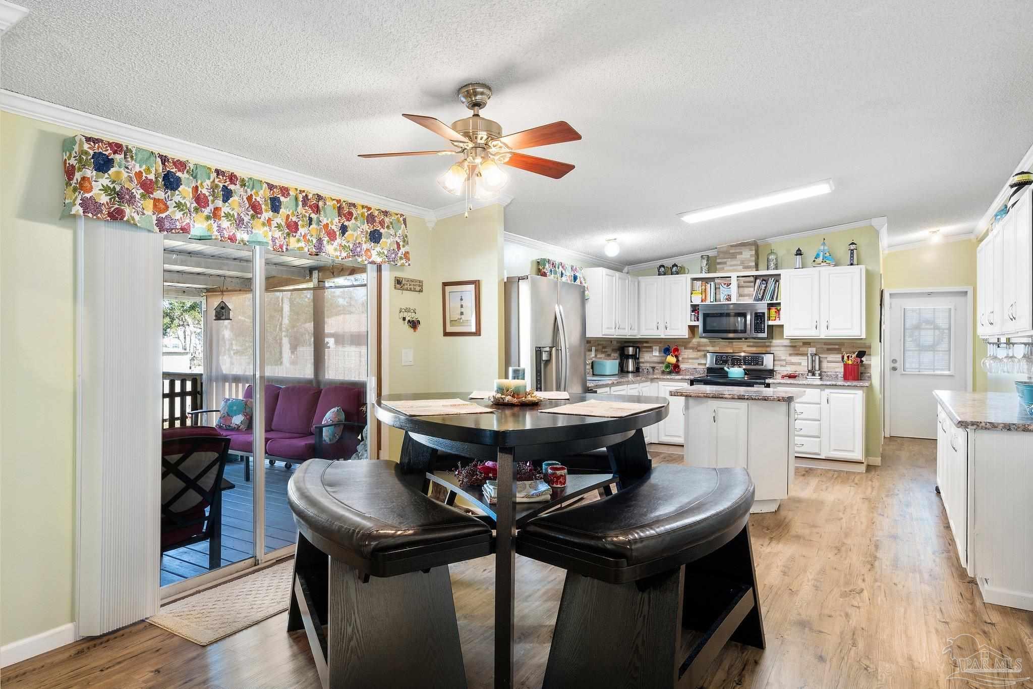 7988 Twin Lake Dr