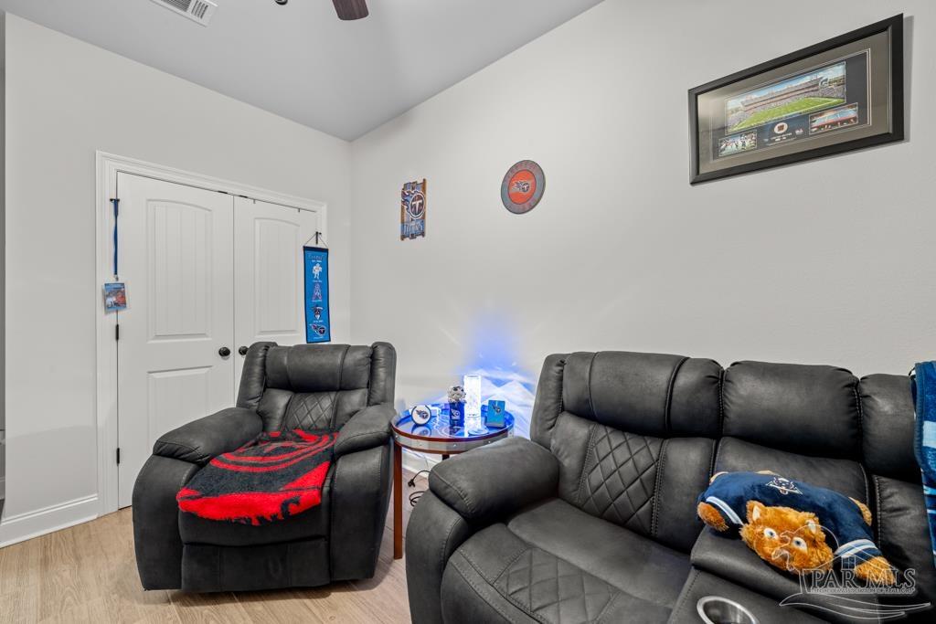 3076 Mountain Laurel Tr